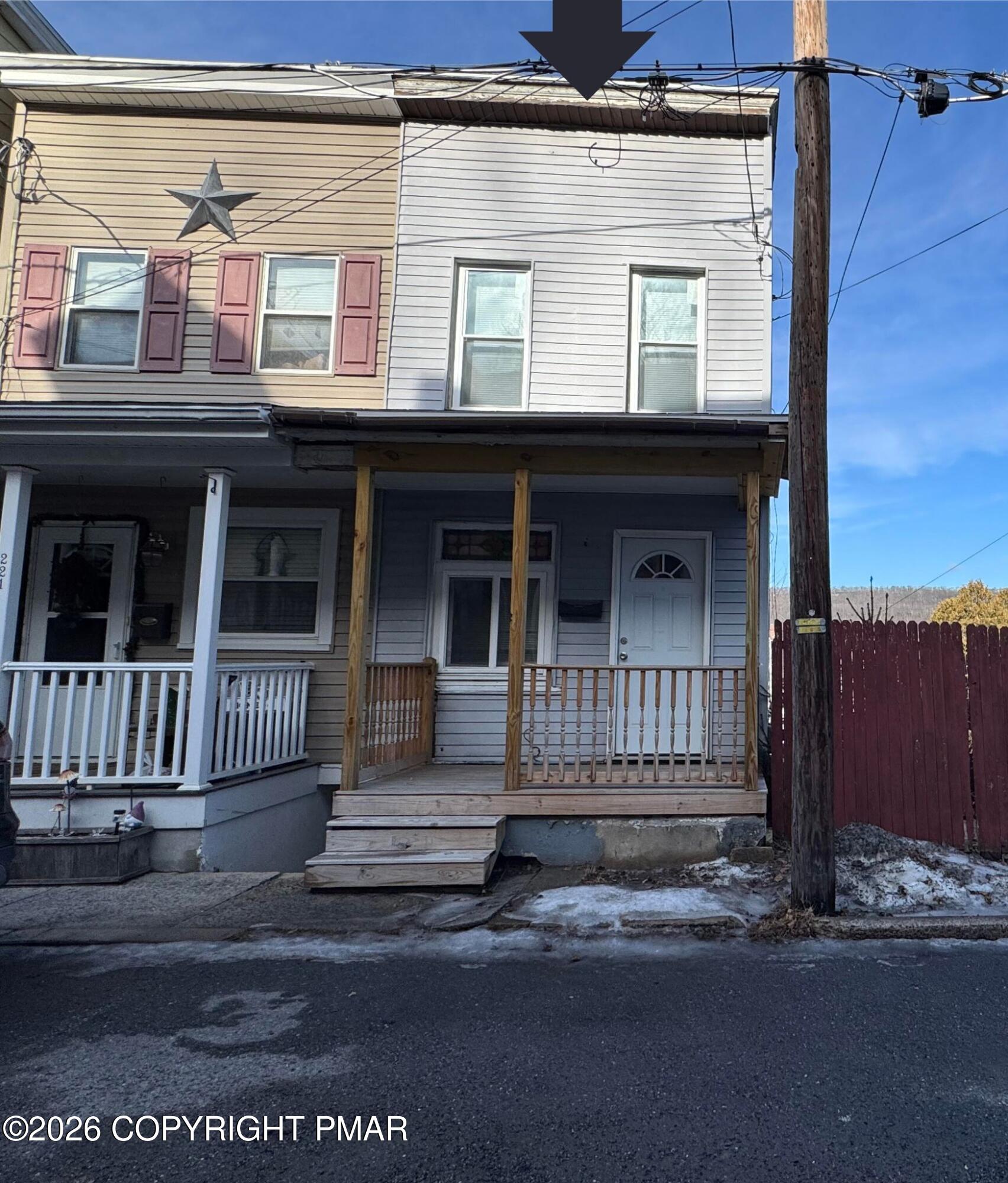 219 W Water Street Property Photo 1