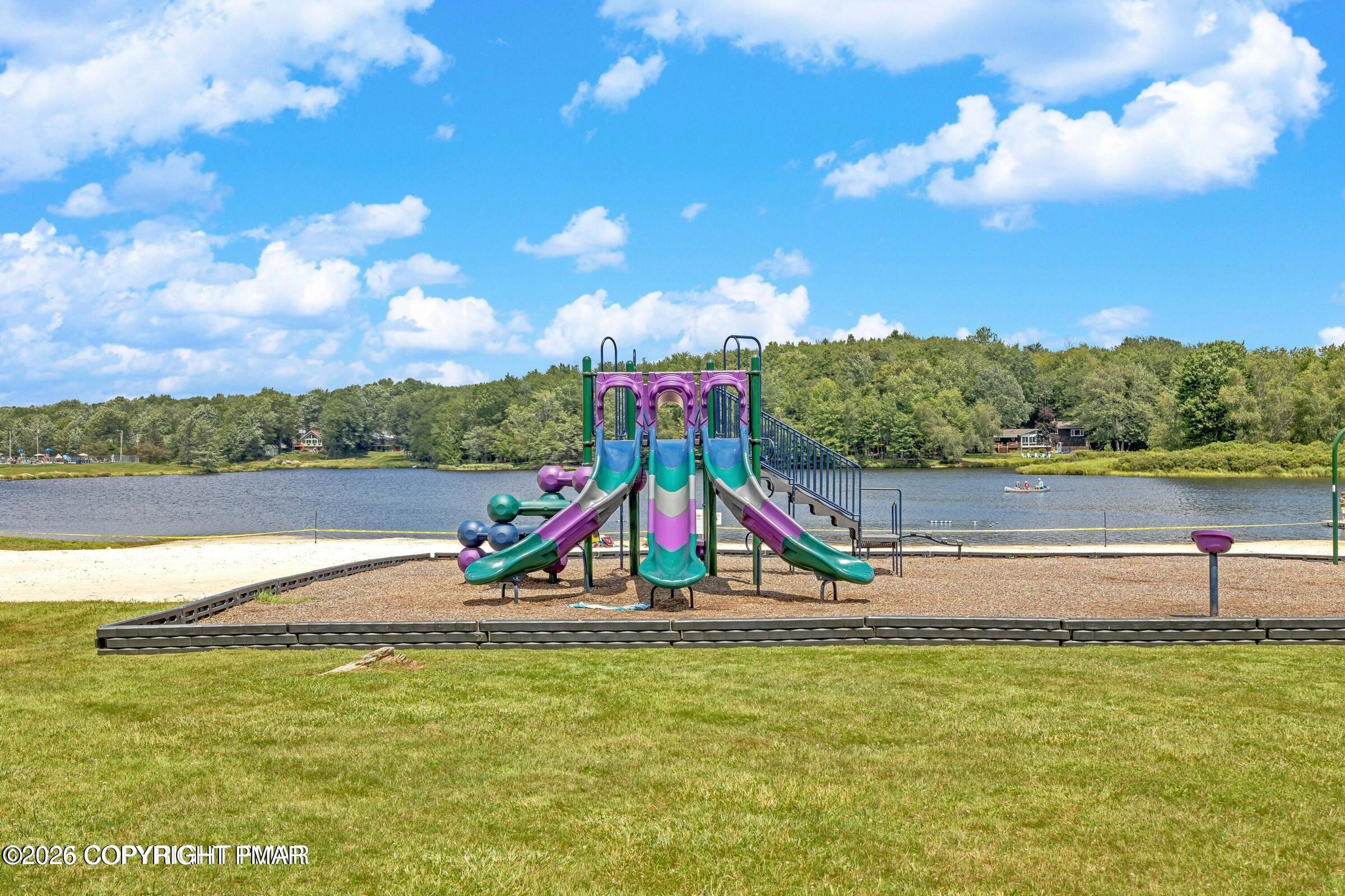 129 Mahoning Drive Property Photo 31