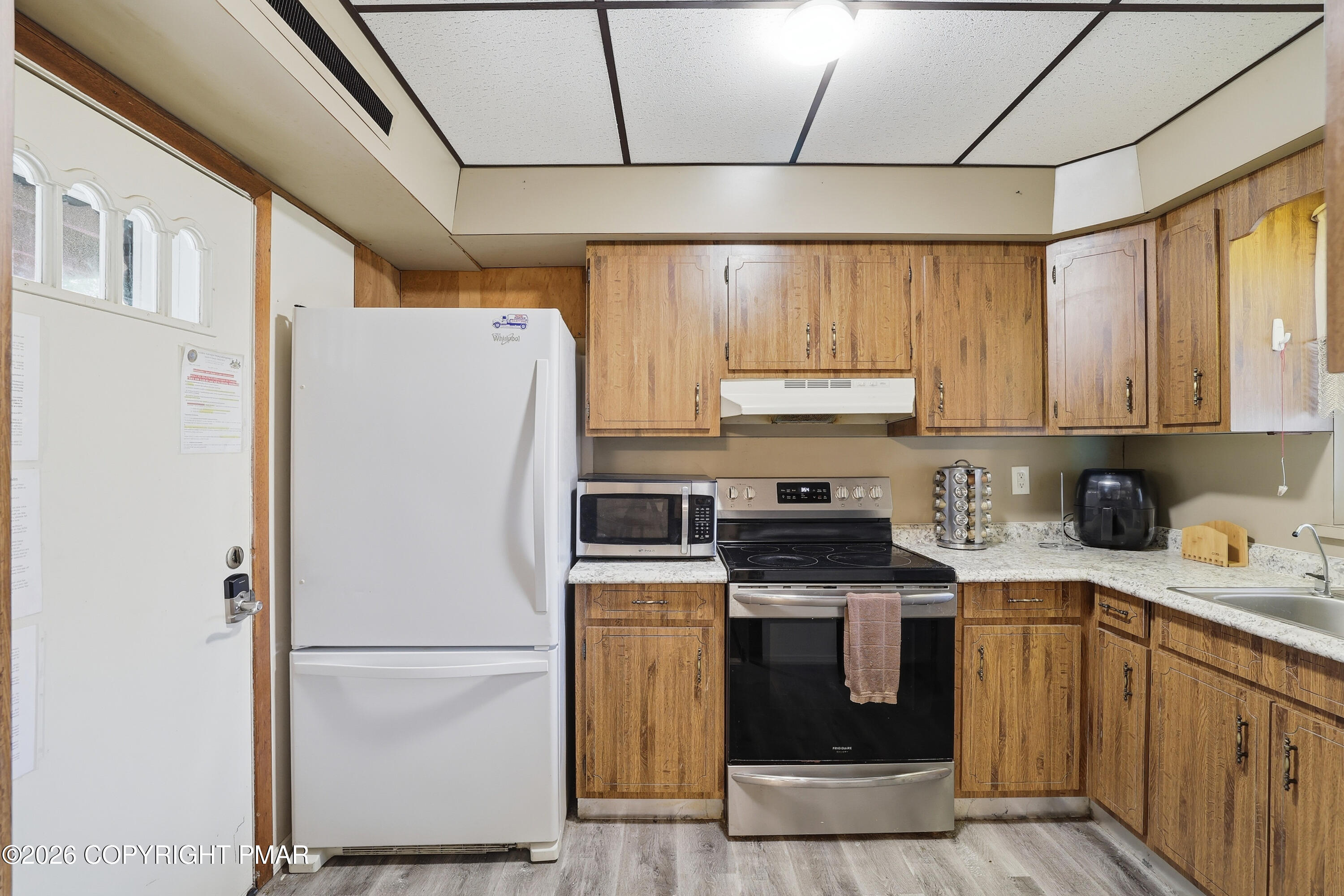 98 Black Bear Pass Property Photo 6