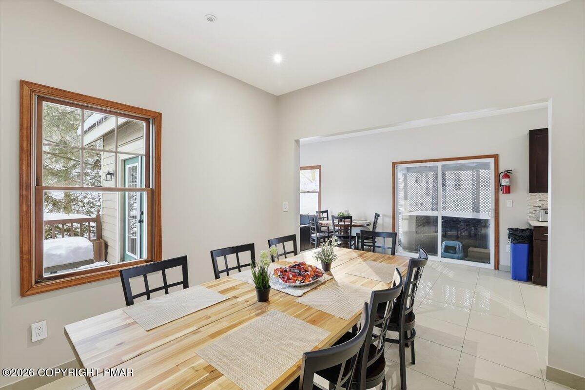 782 Lower Deer Valley Road Property Photo 8