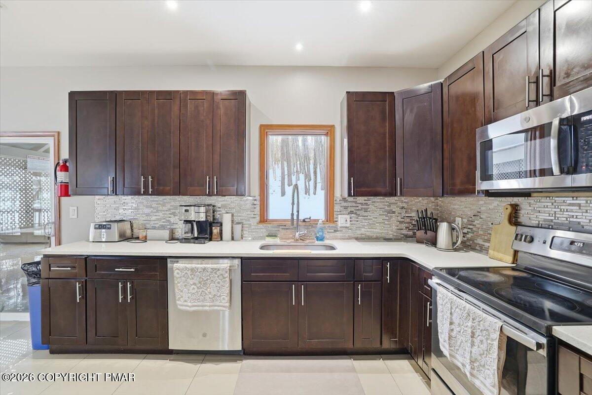 782 Lower Deer Valley Road Property Photo 11