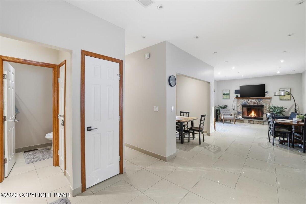 782 Lower Deer Valley Road Property Photo 12