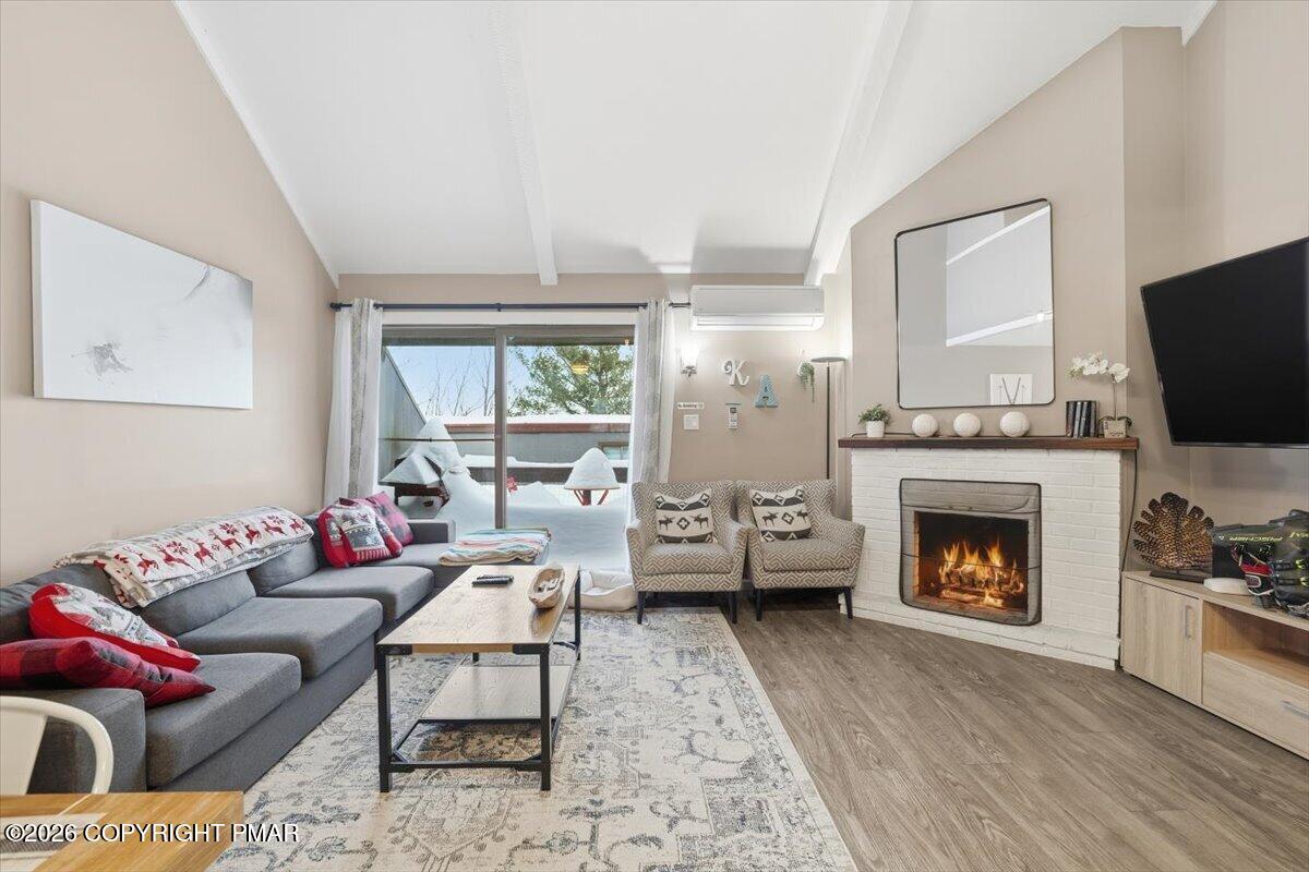 3 Middle Village Way Property Photo 13