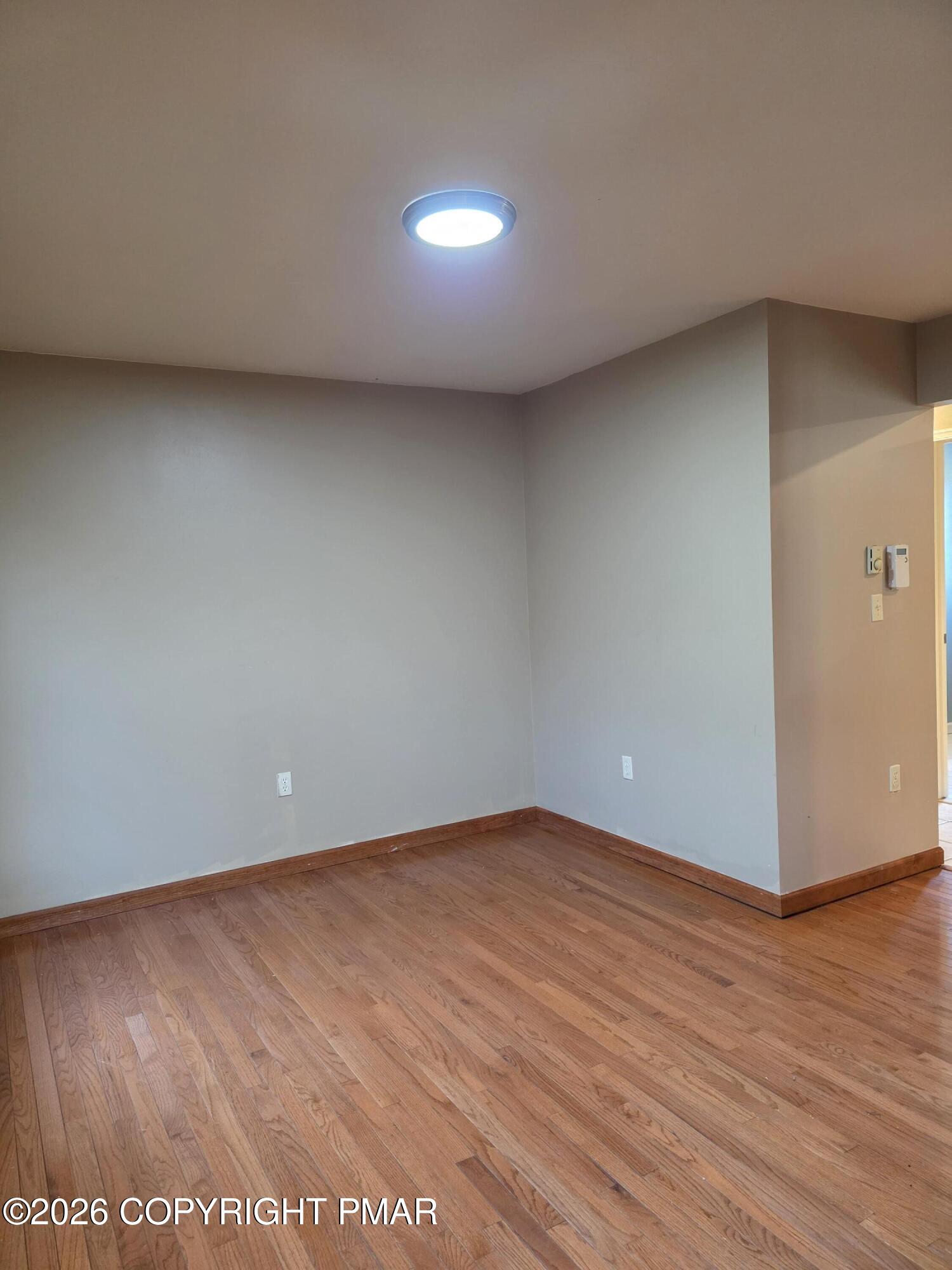 1528 Belgravia Drive Property Photo 8