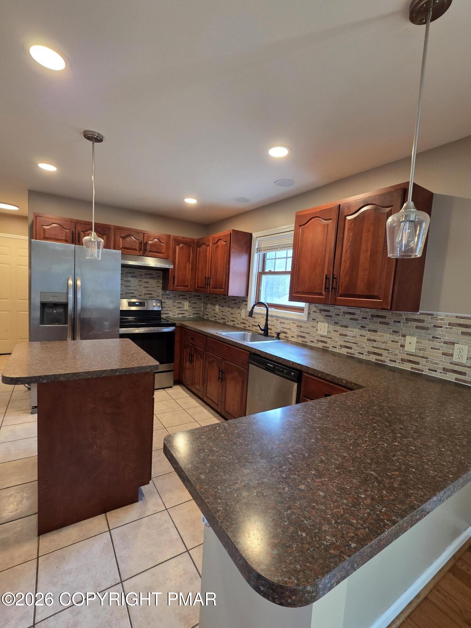 1528 Belgravia Drive Property Photo 20