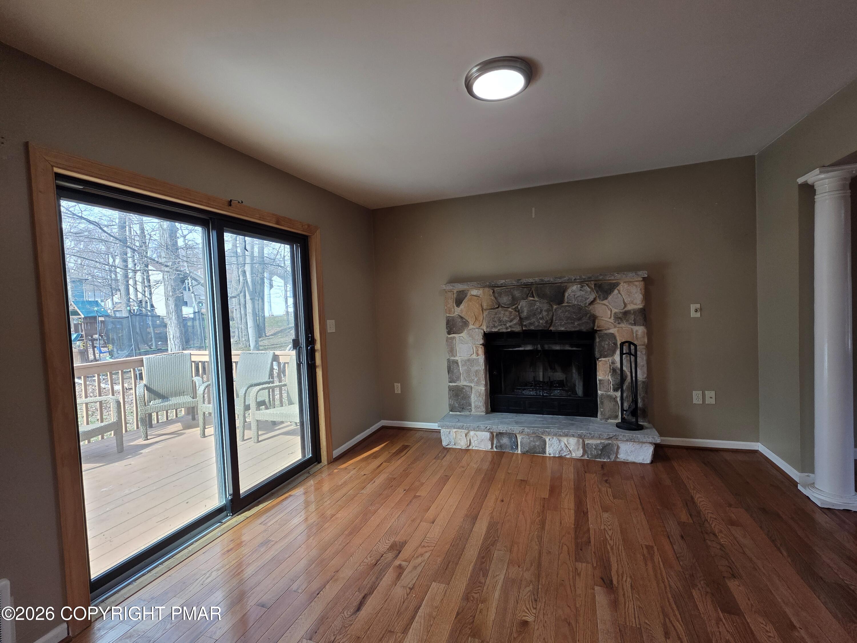 1528 Belgravia Drive Property Photo 21