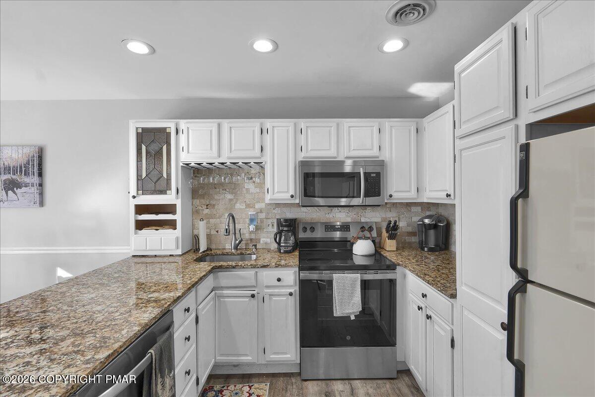 102 Laurelwoods Drive Property Photo 7