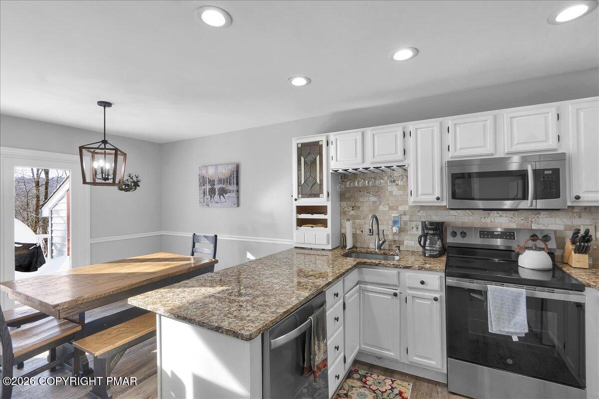 102 Laurelwoods Drive Property Photo 10