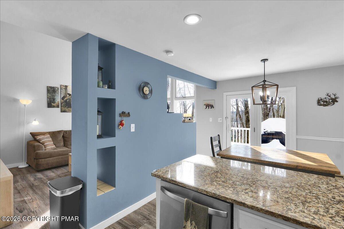 102 Laurelwoods Drive Property Photo 11