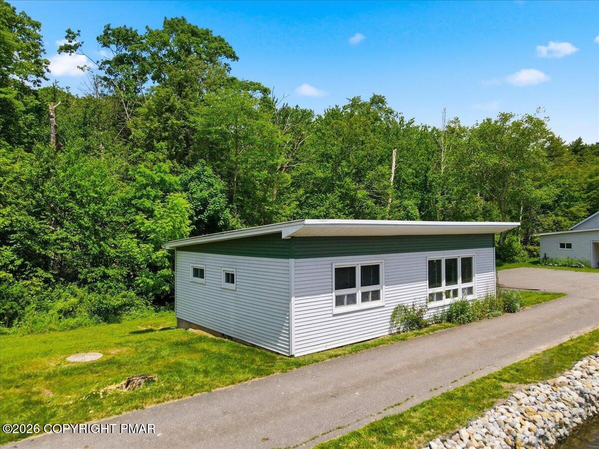 306 Merwinsburg Road Property Photo 24
