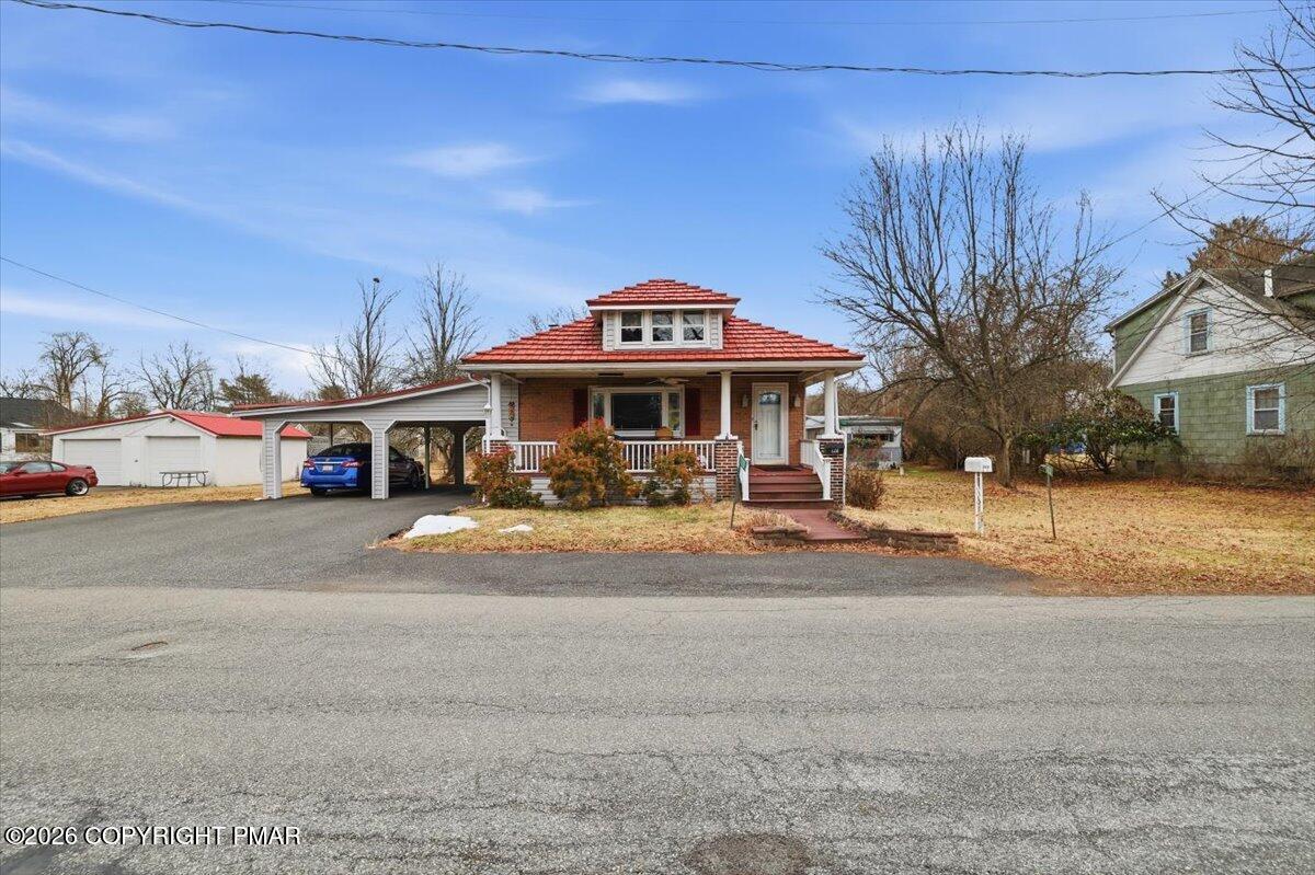 120-122 Leafy Greene Street Property Photo 3