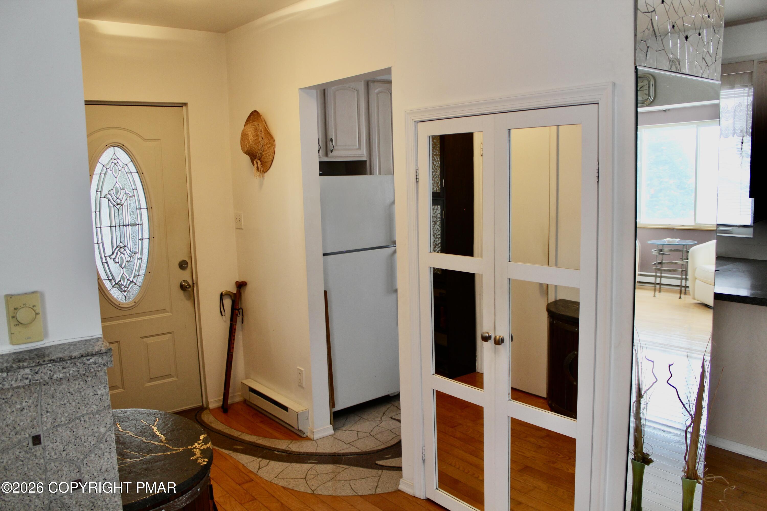 7639 Lake Shore Drive Property Photo 8