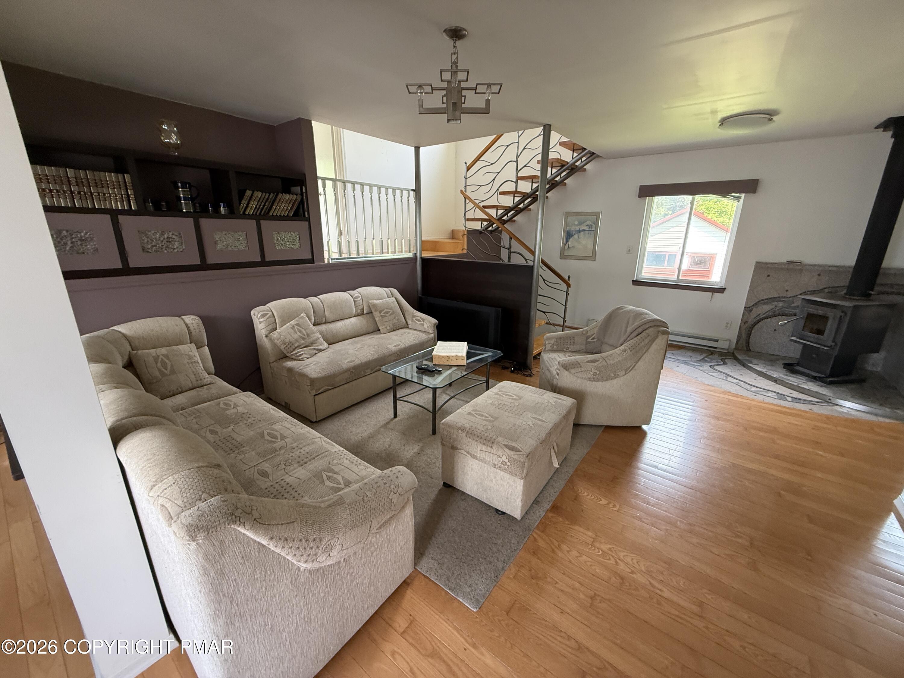 7639 Lake Shore Drive Property Photo 14