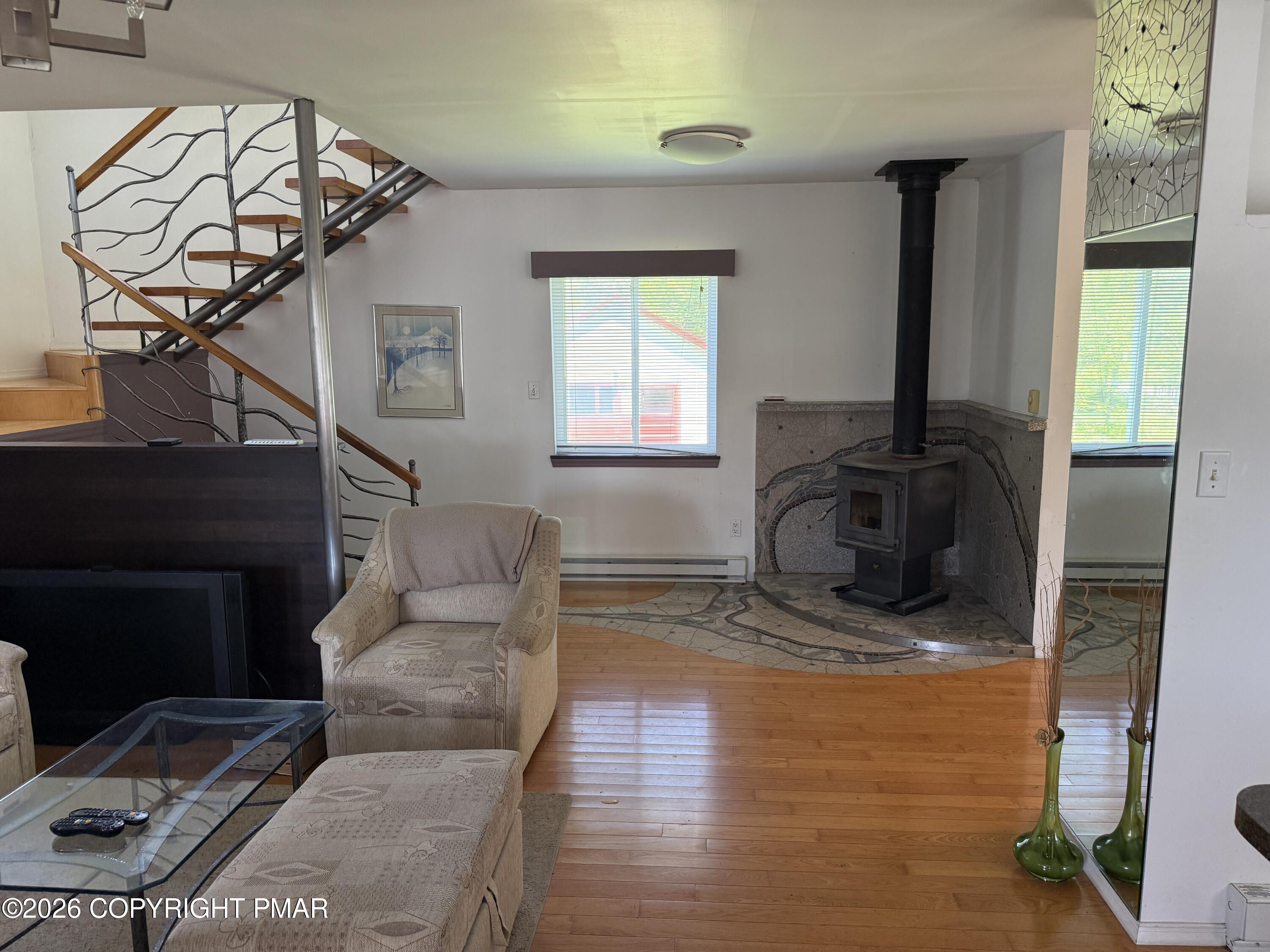 7639 Lake Shore Drive Property Photo 18