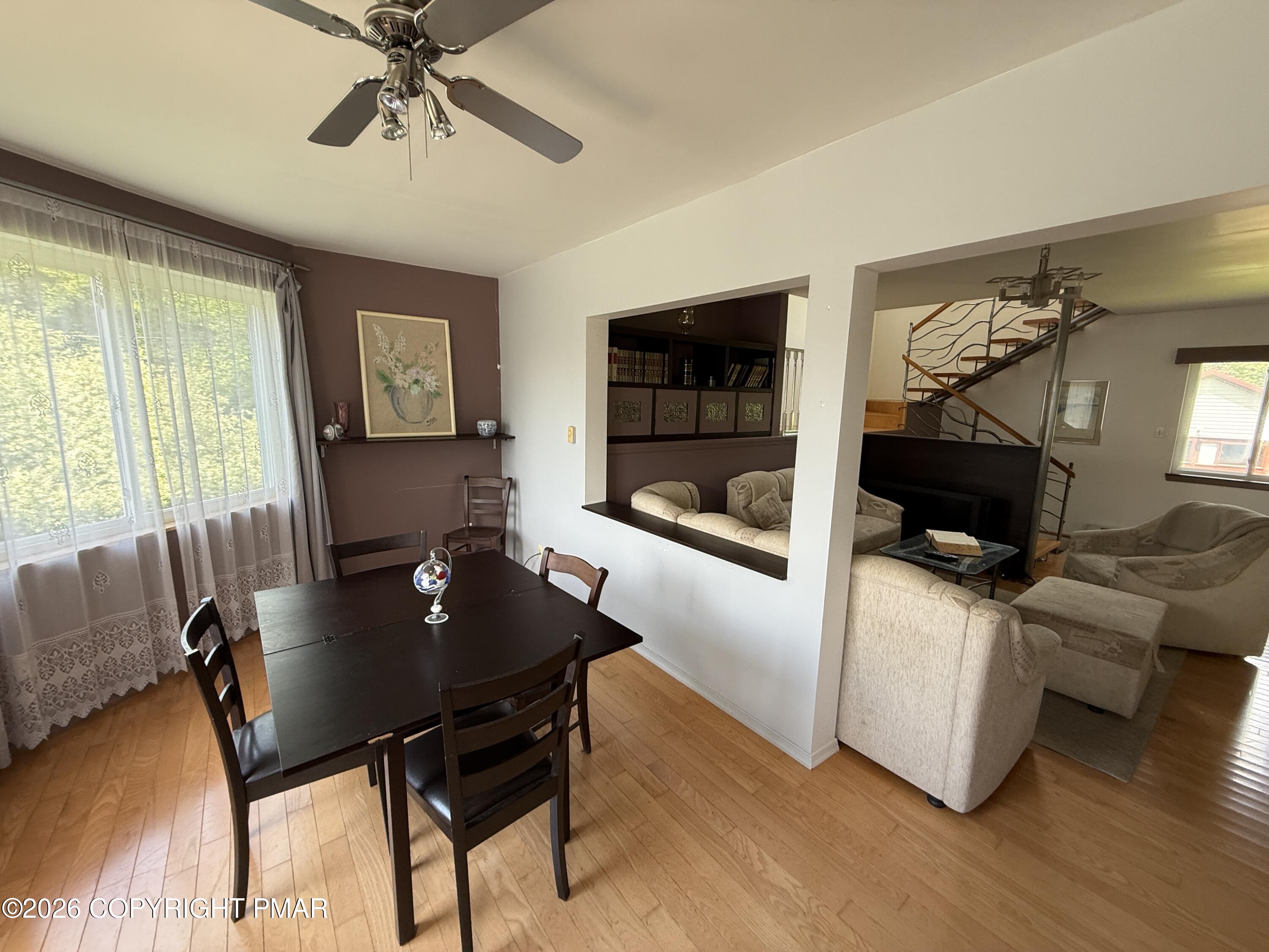 7639 Lake Shore Drive Property Photo 20
