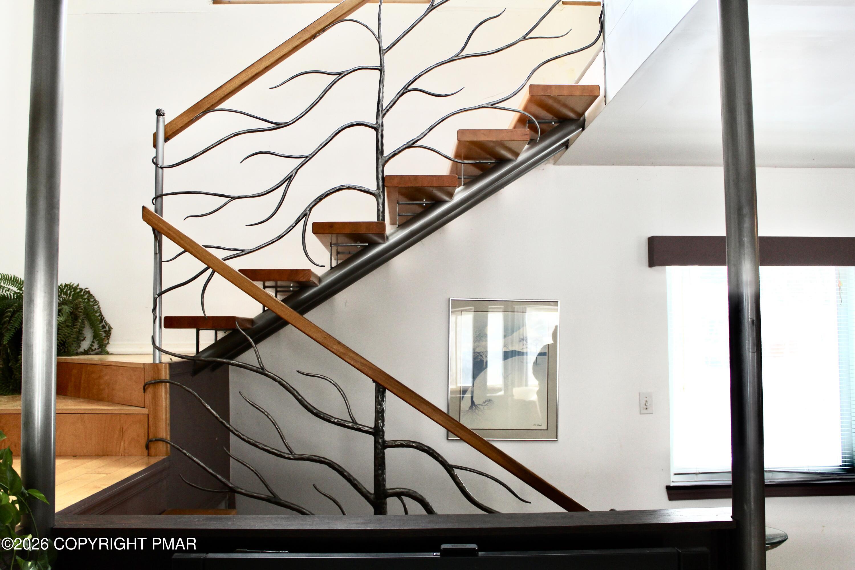 7639 Lake Shore Drive Property Photo 24
