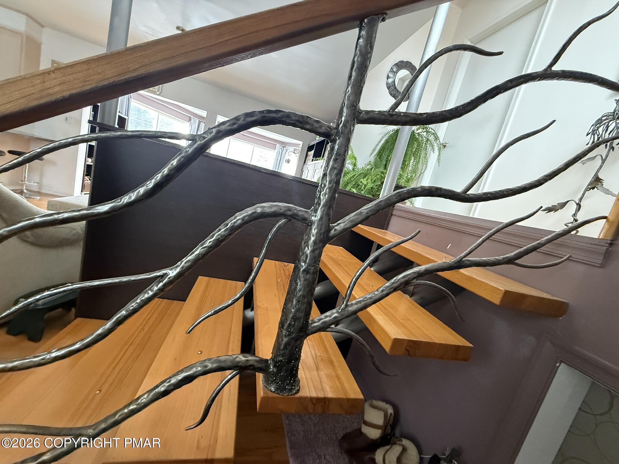 7639 Lake Shore Drive Property Photo 25