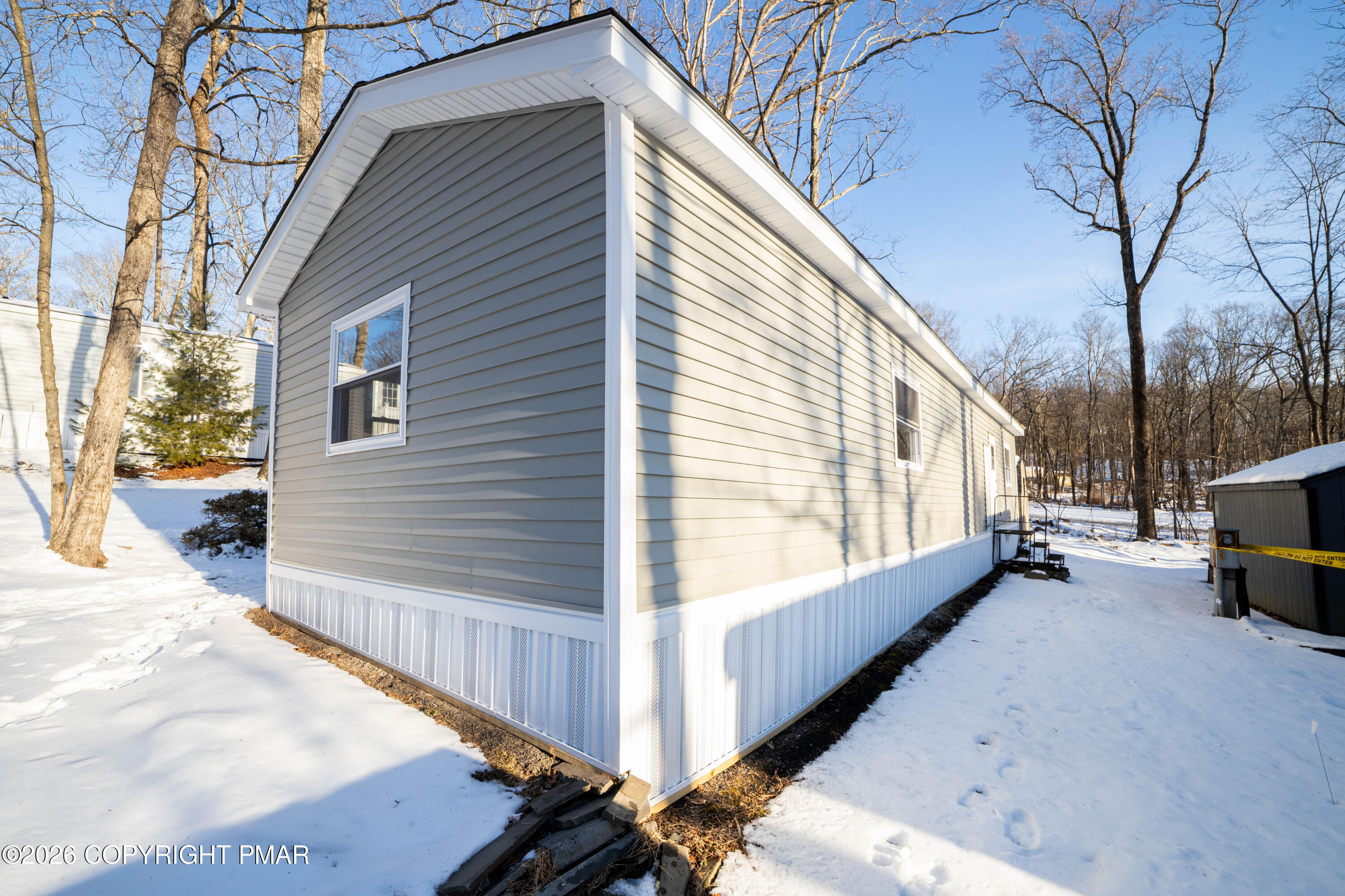 128 Bartion Court Property Photo 4