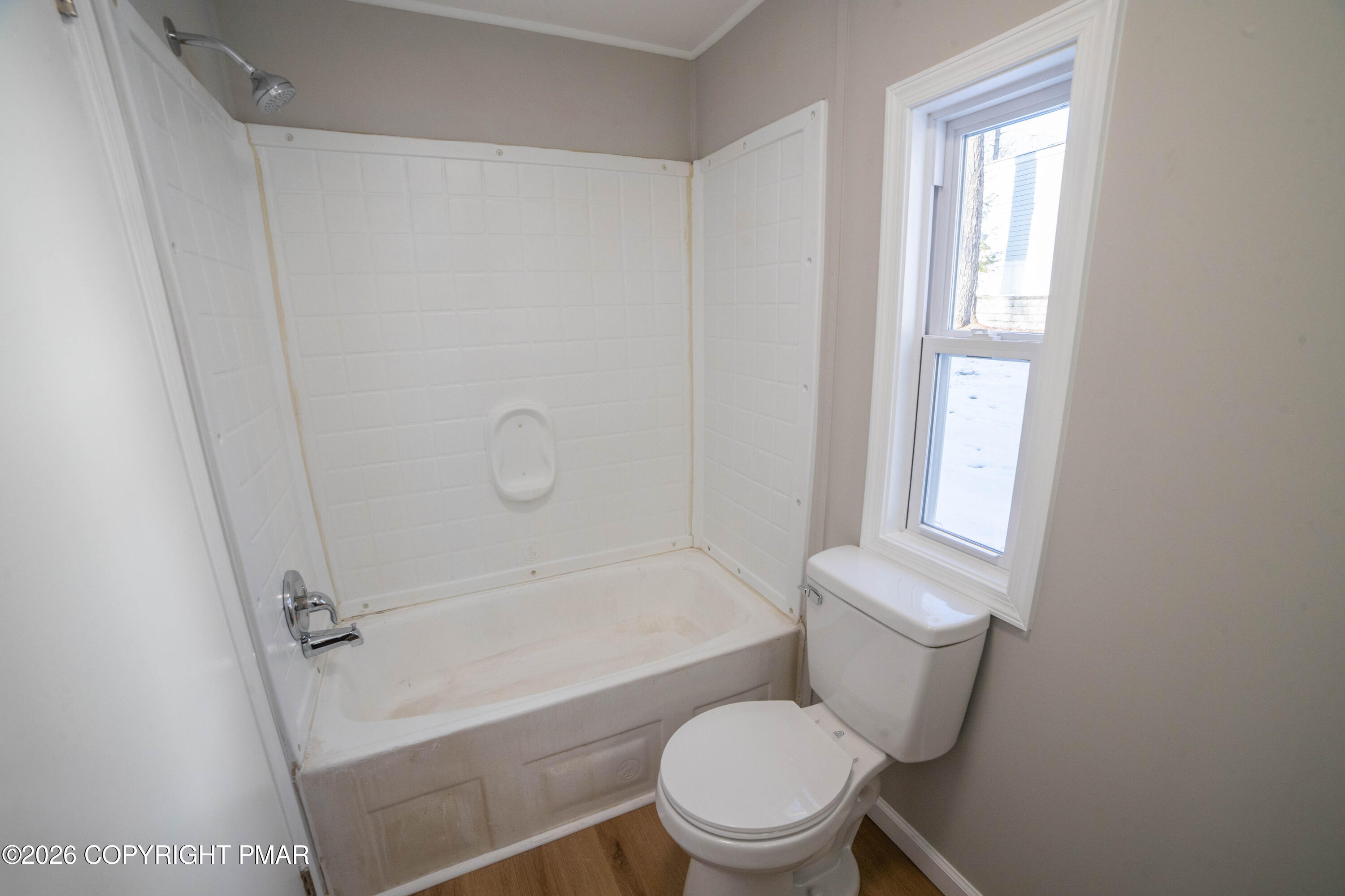 128 Bartion Court Property Photo 15