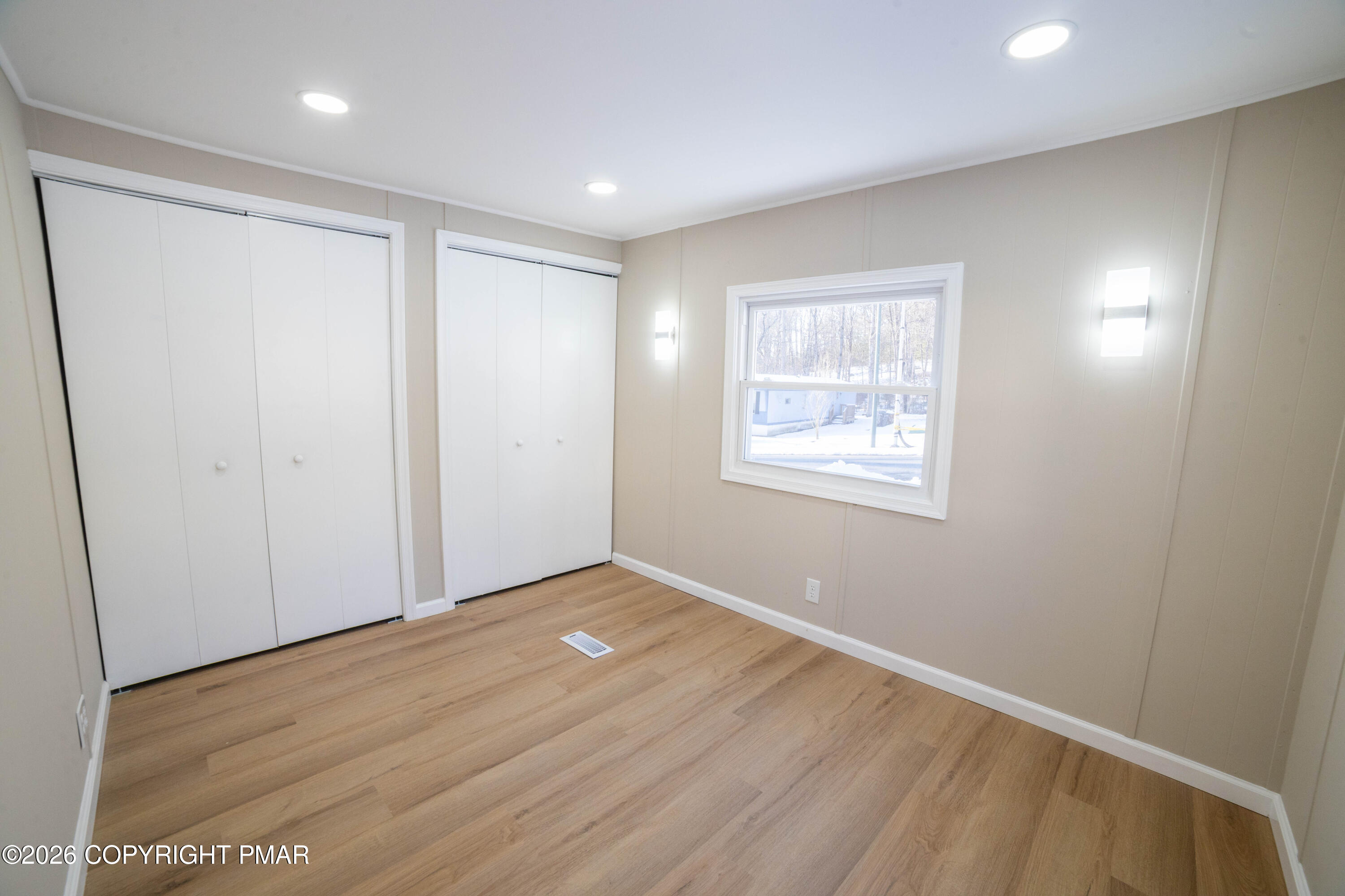 128 Bartion Court Property Photo 16