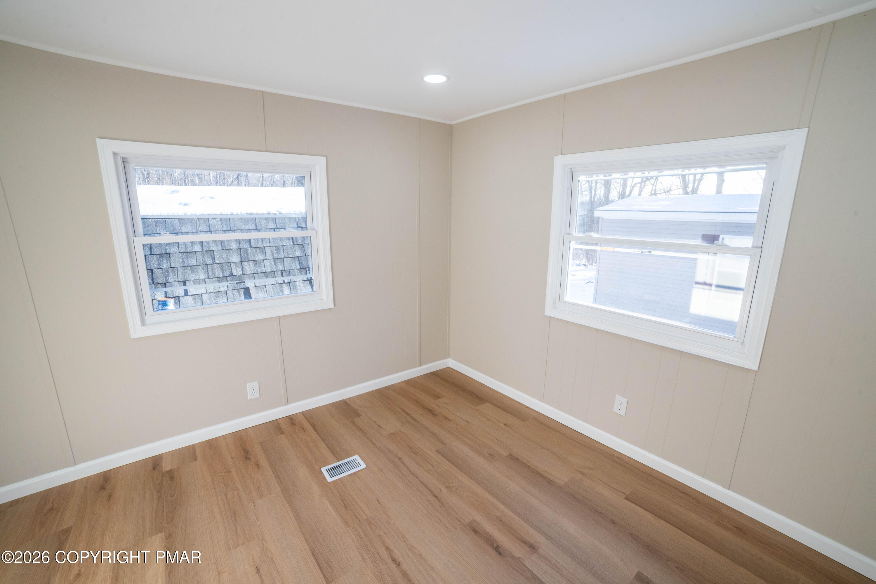 128 Bartion Court Property Photo 20