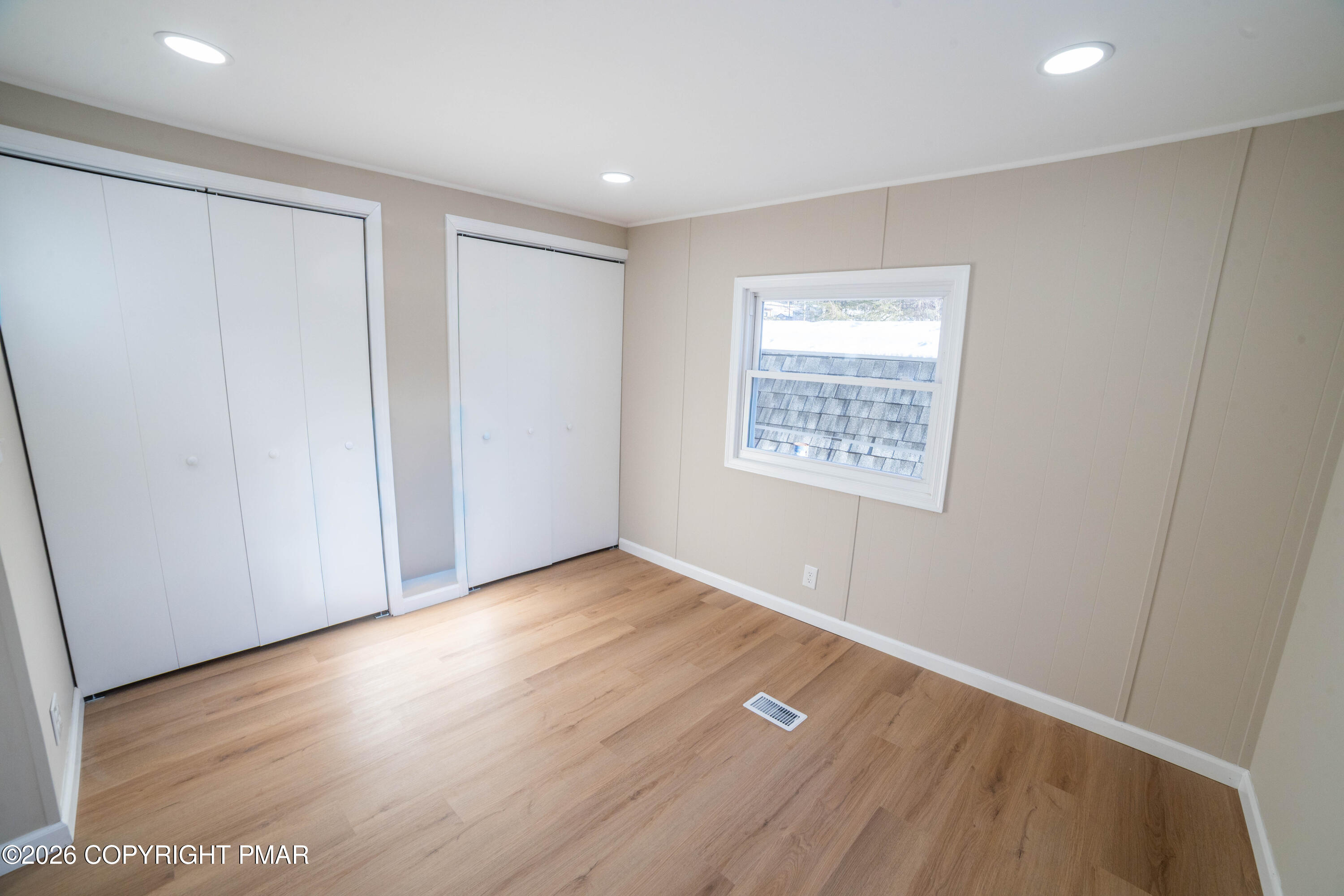 128 Bartion Court Property Photo 23