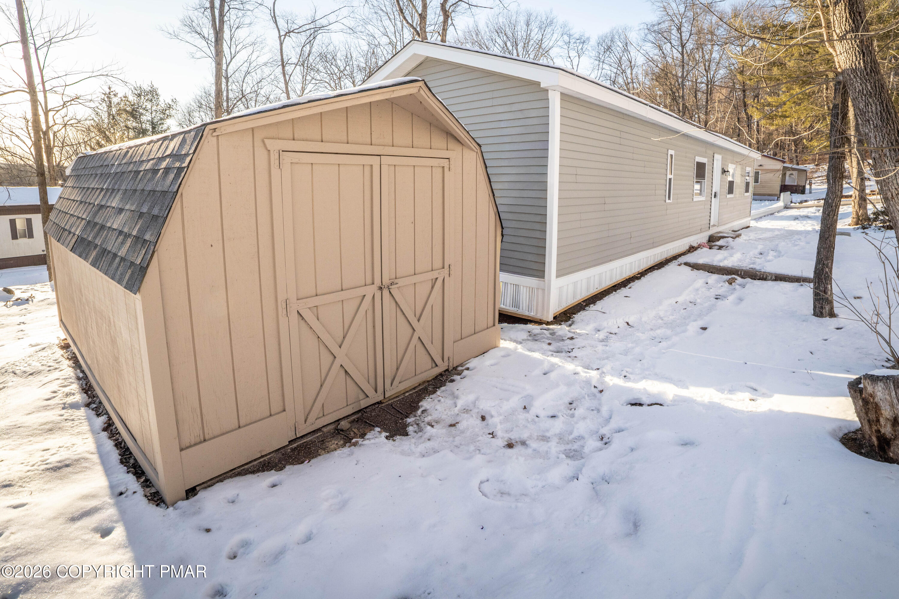 128 Bartion Court Property Photo 24