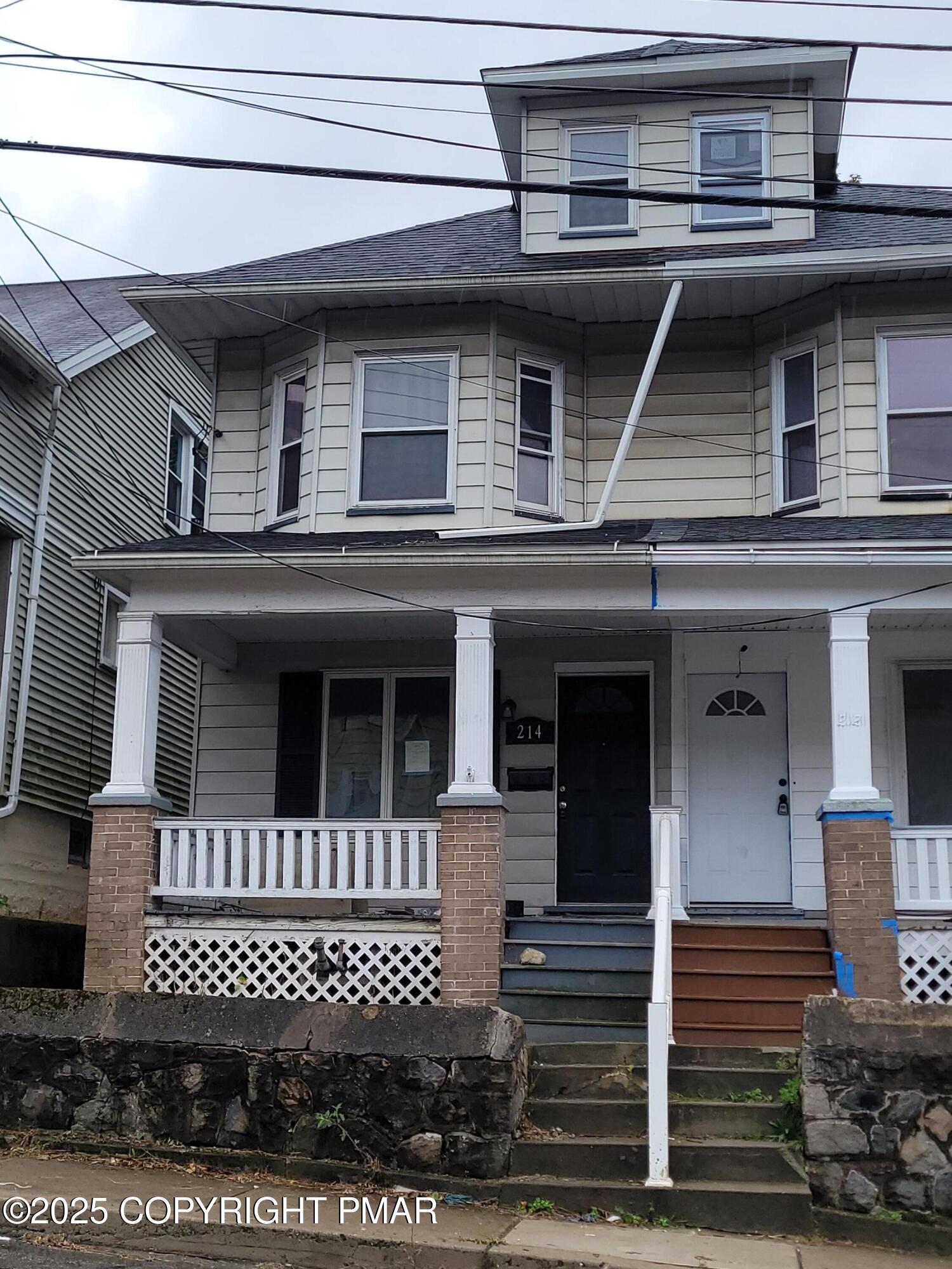 214 Messinger Street Property Photo 1