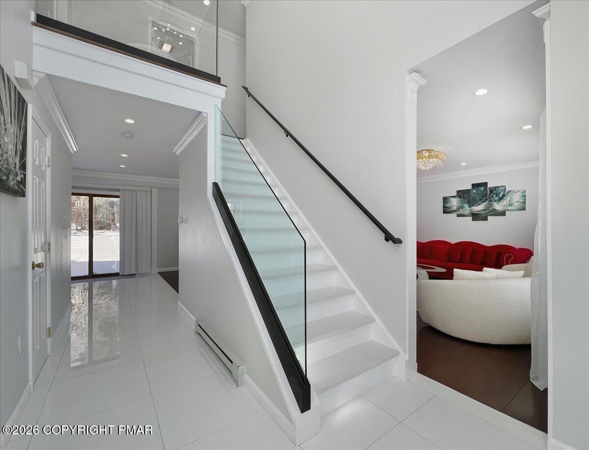 136 Kimberly Drive Property Photo 3