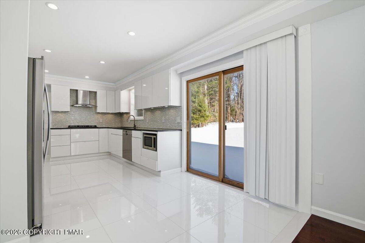 136 Kimberly Drive Property Photo 15