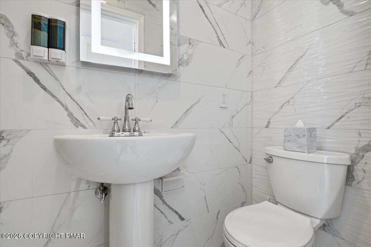136 Kimberly Drive Property Photo 33