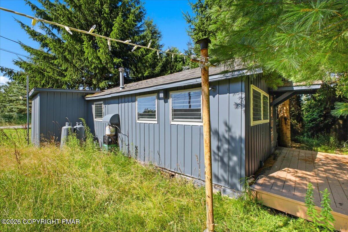 107 Circle Lane Property Photo 1