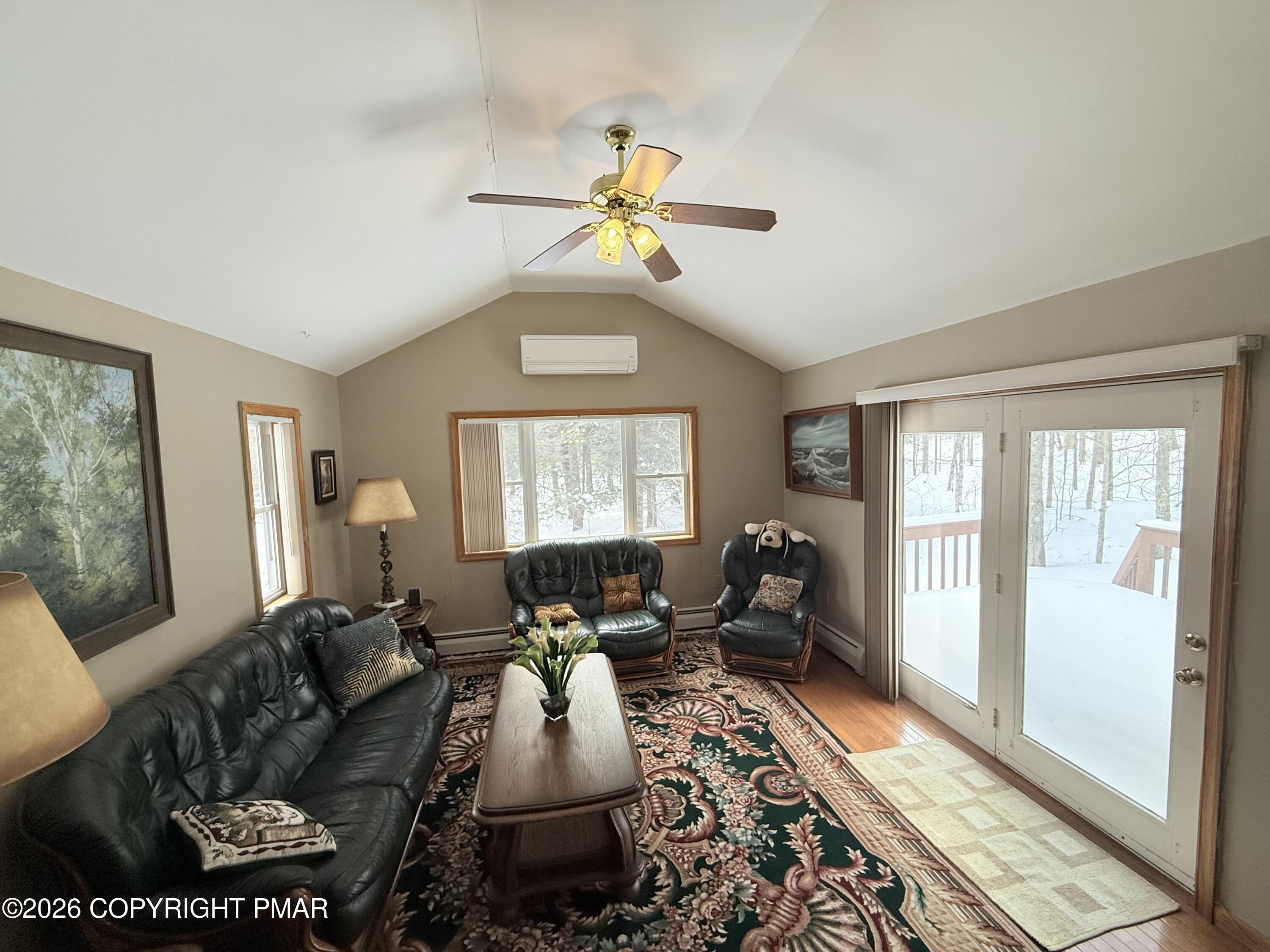 98 Bender Road Property Photo 9