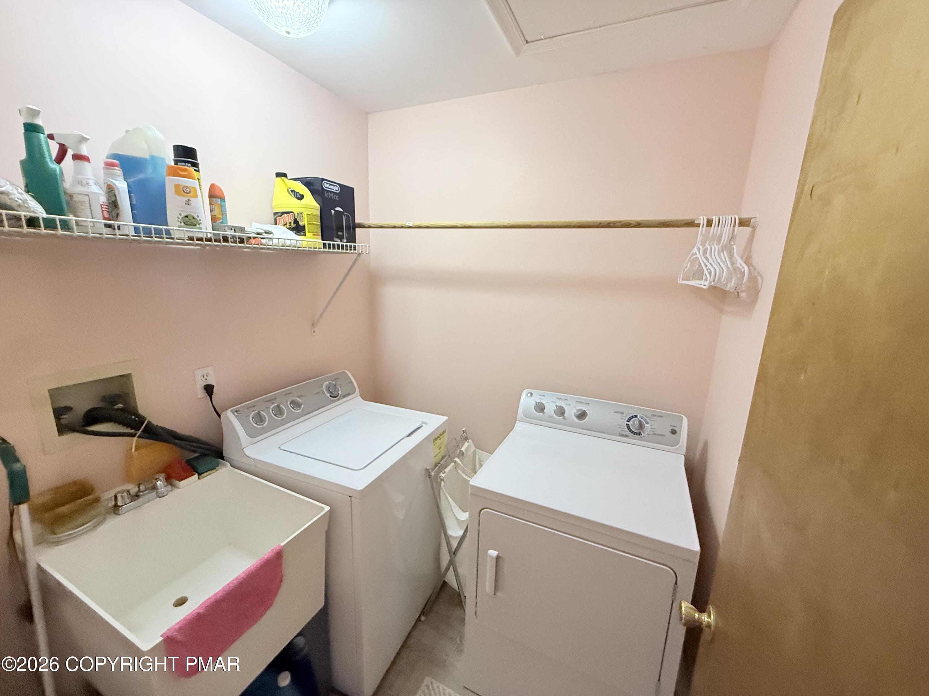 98 Bender Road Property Photo 23