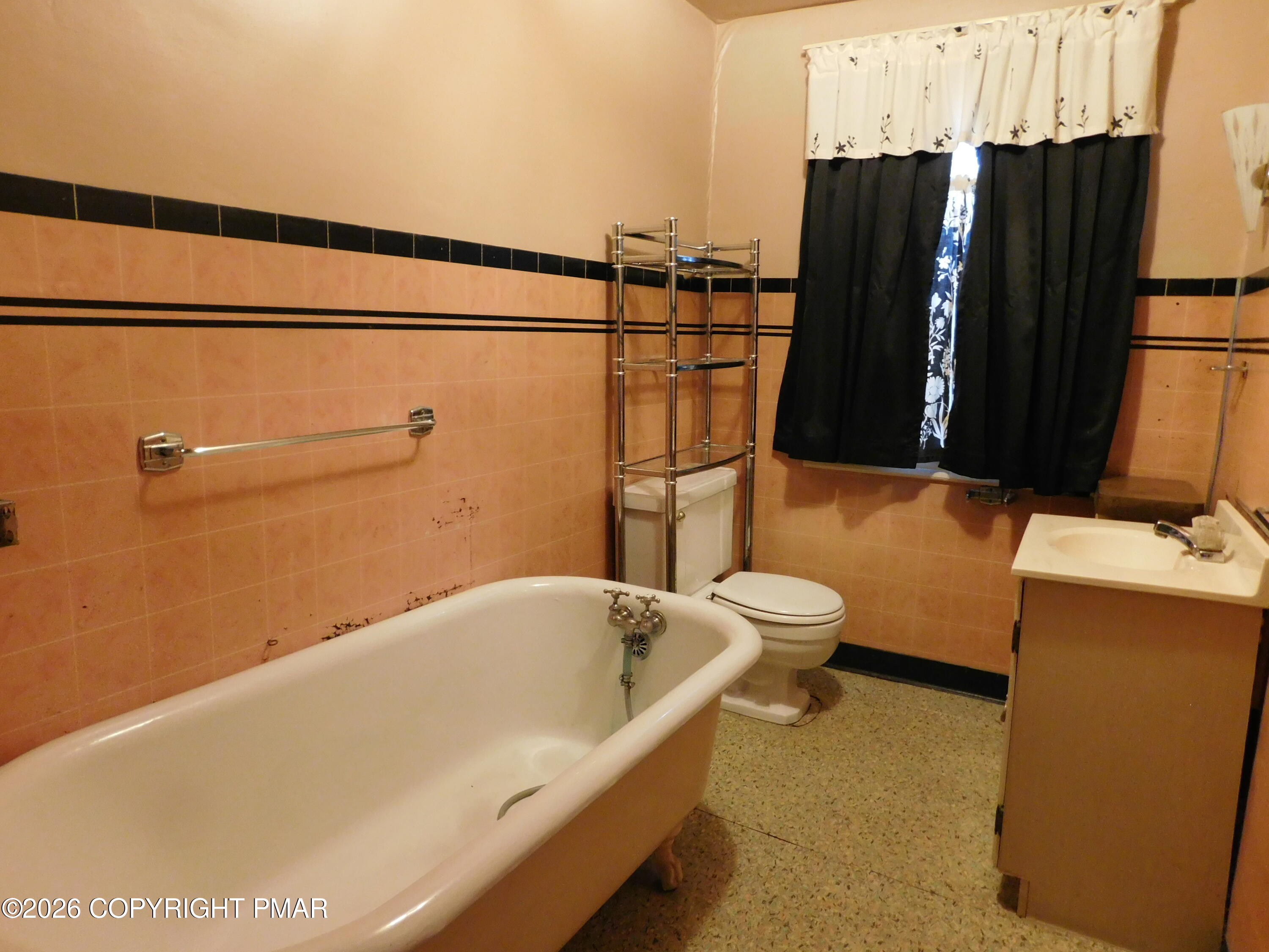 103 E Amidon Street Property Photo 12