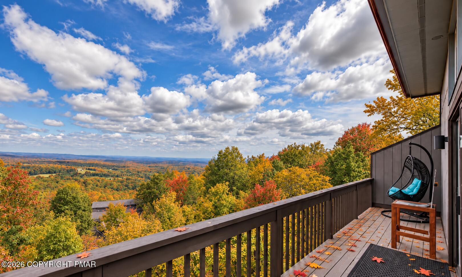 270 Big Pocono Pass Property Photo 1