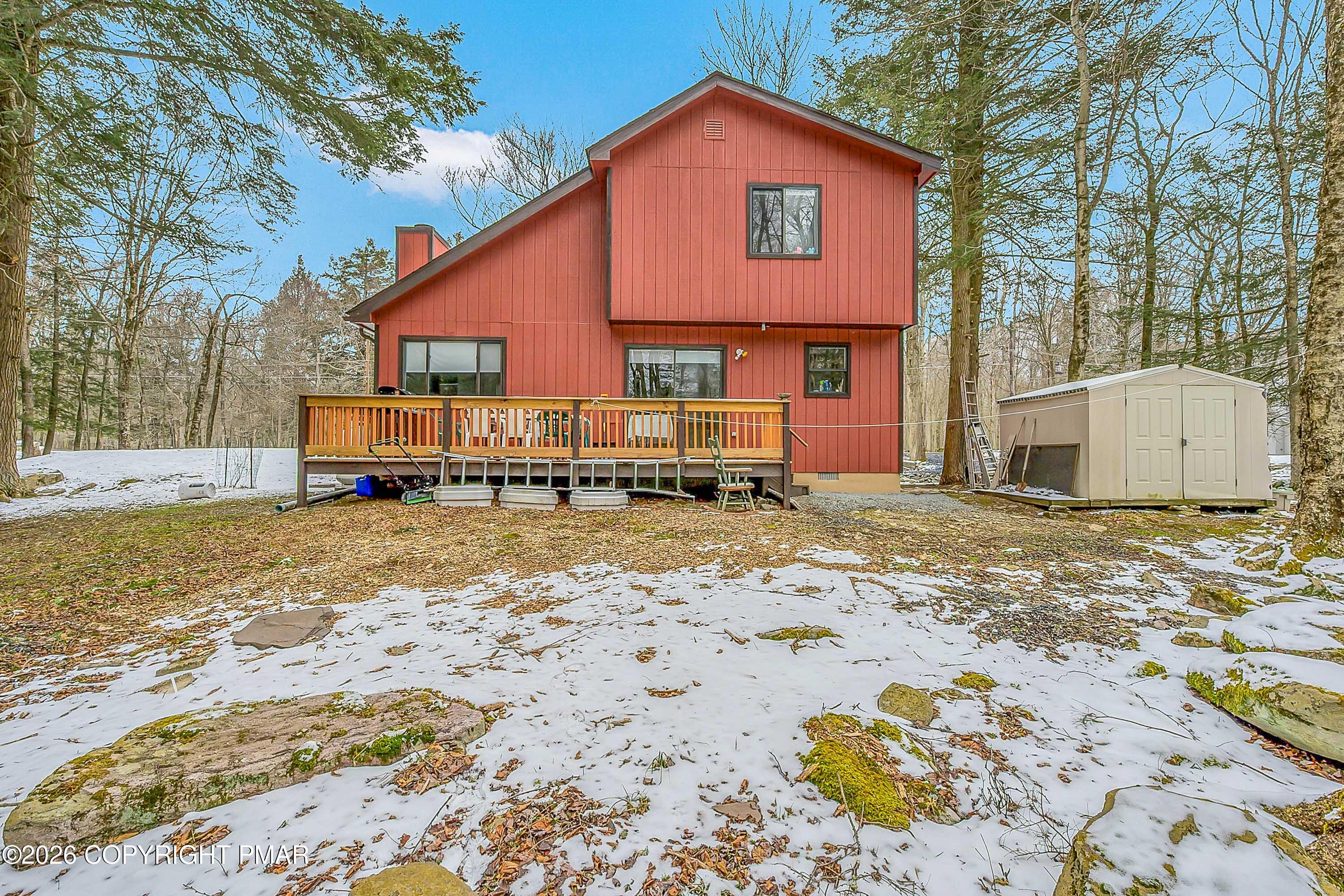 1027 Valley Road Property Photo 3