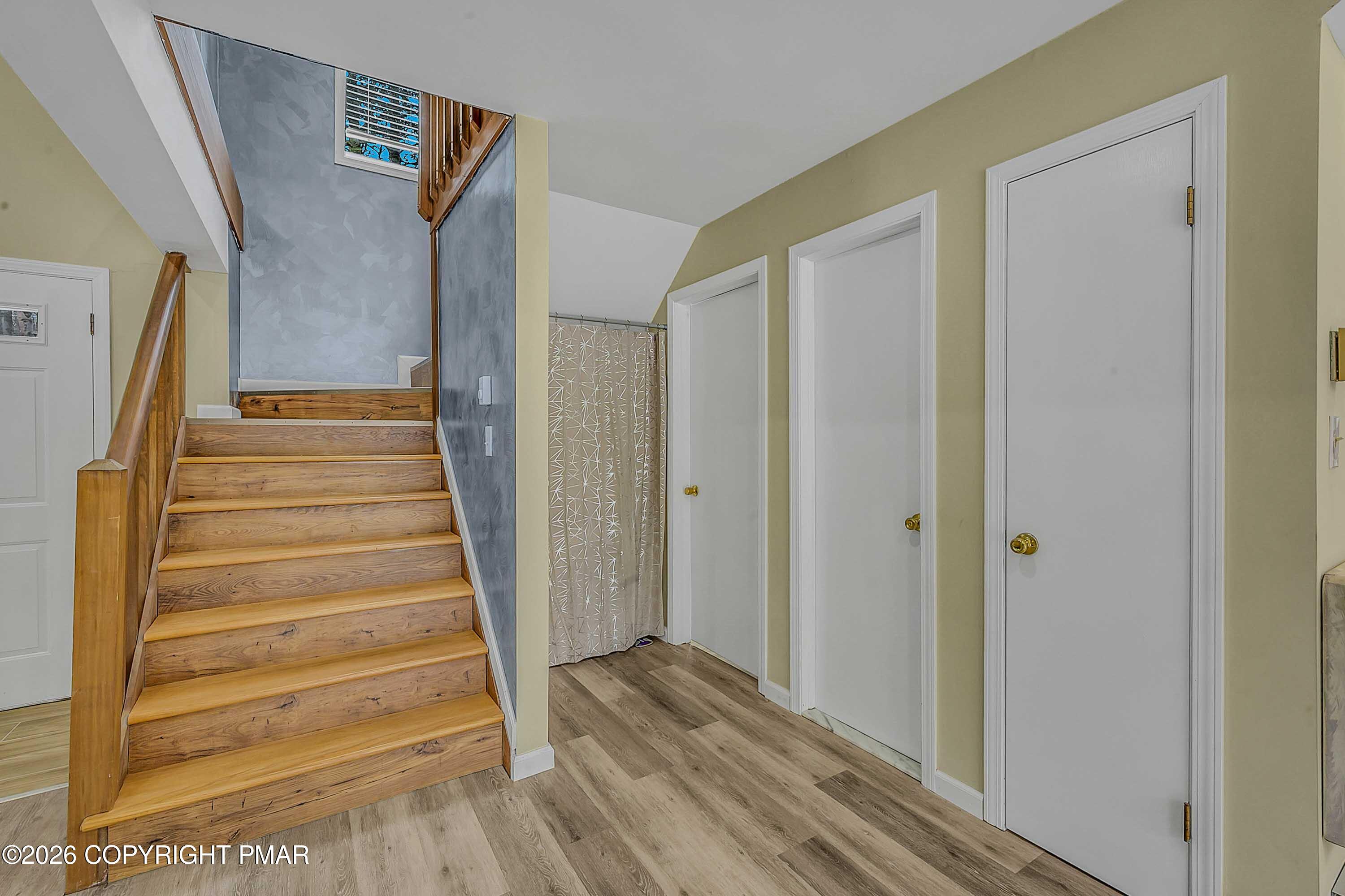 1027 Valley Road Property Photo 13