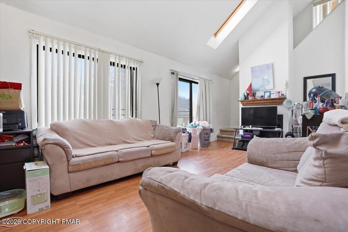 3322 Windermere Drive Property Photo 4