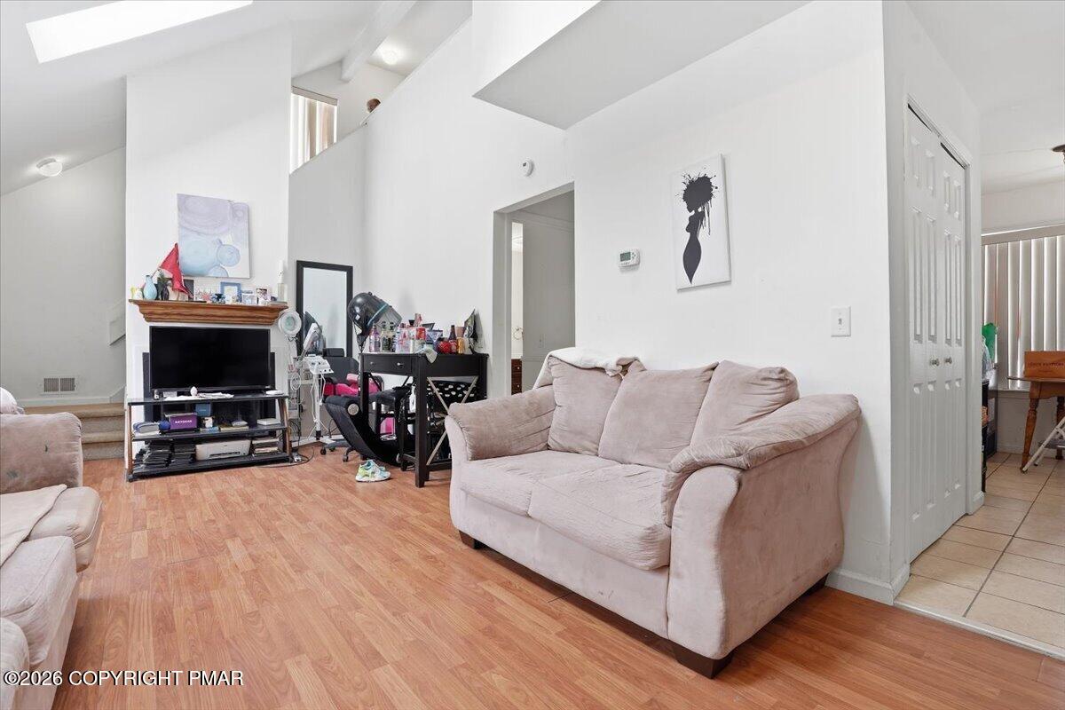 3322 Windermere Drive Property Photo 6