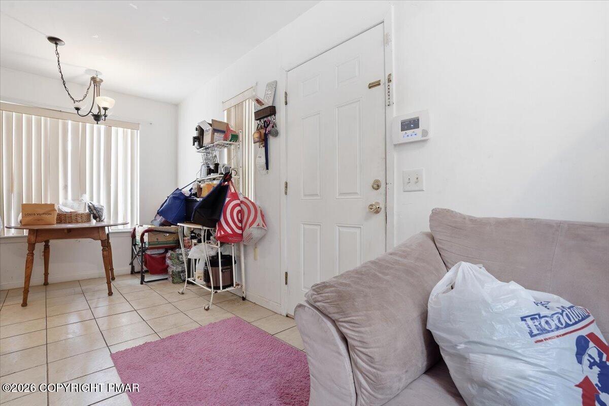 3322 Windermere Drive Property Photo 14