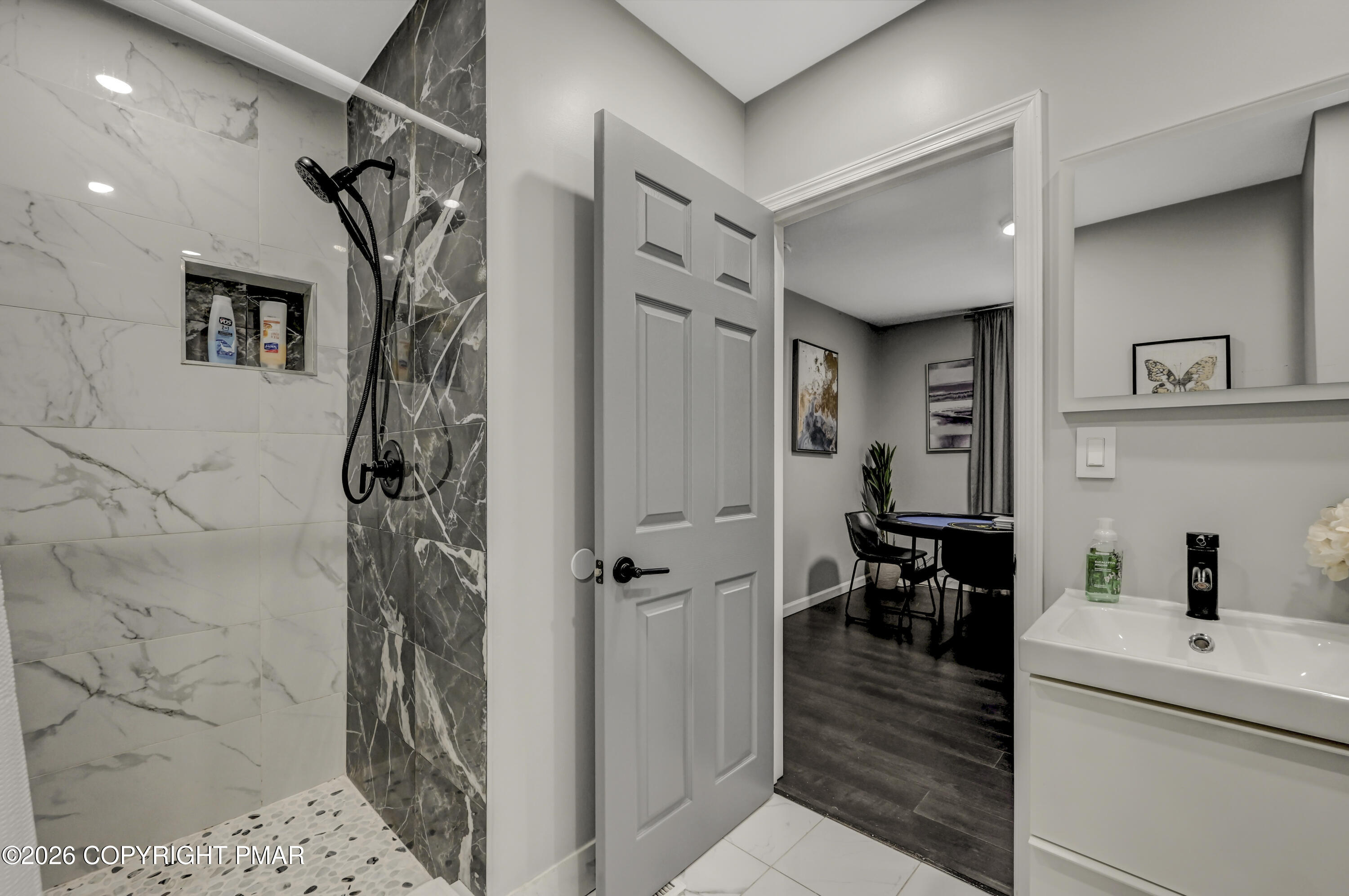 1338 Hilltop Drive Property Photo 17