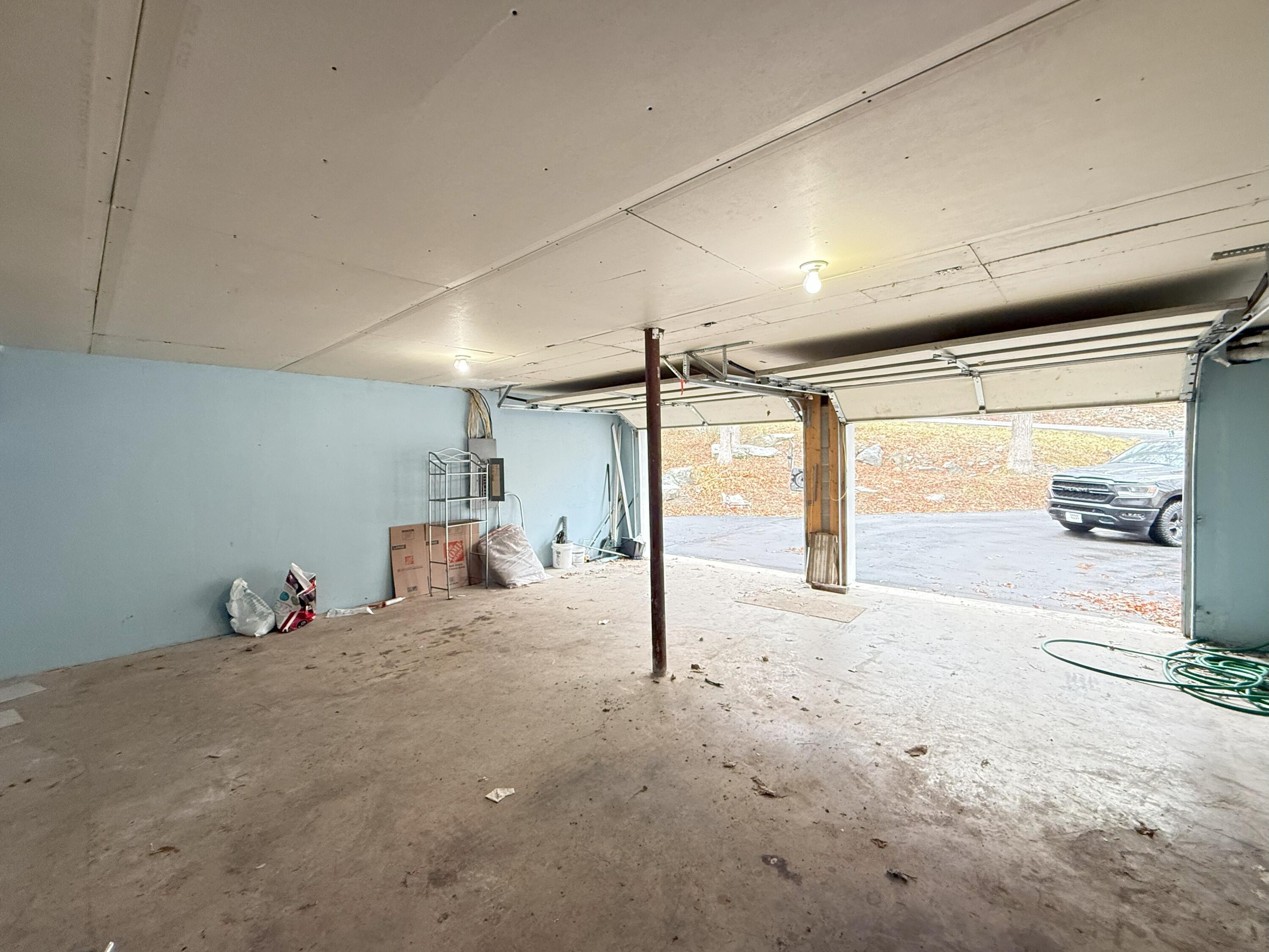 6486 Decker Road Property Photo 30