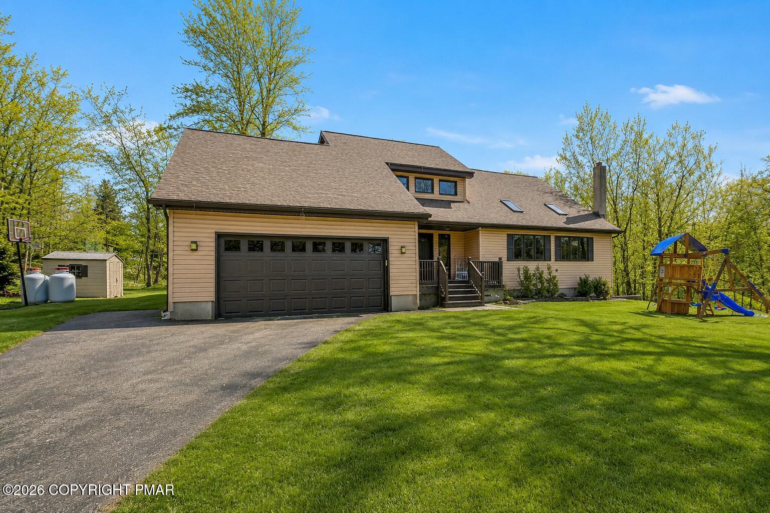 3326 Buck Run Property Photo 1