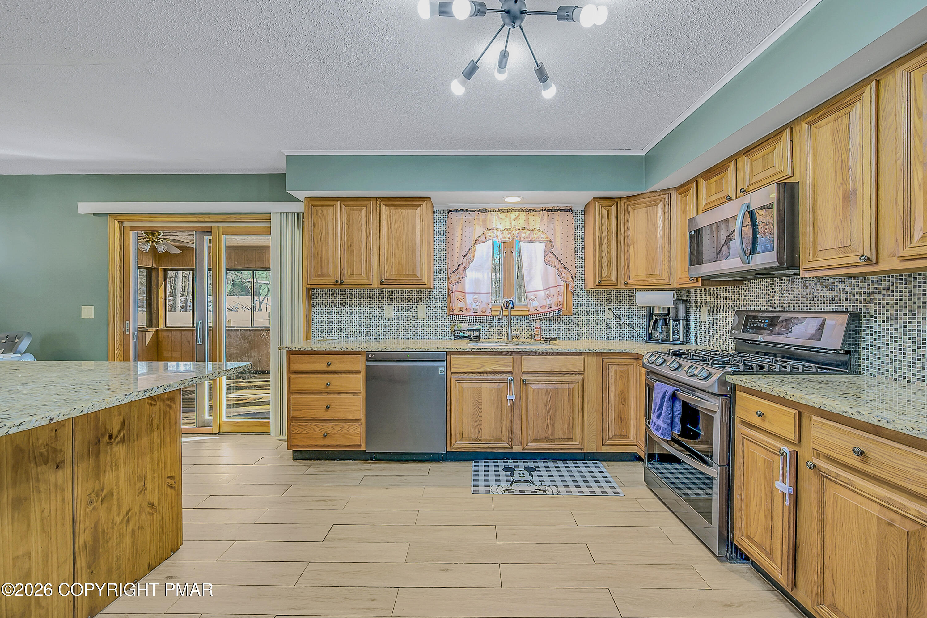 3326 Buck Run Property Photo 2