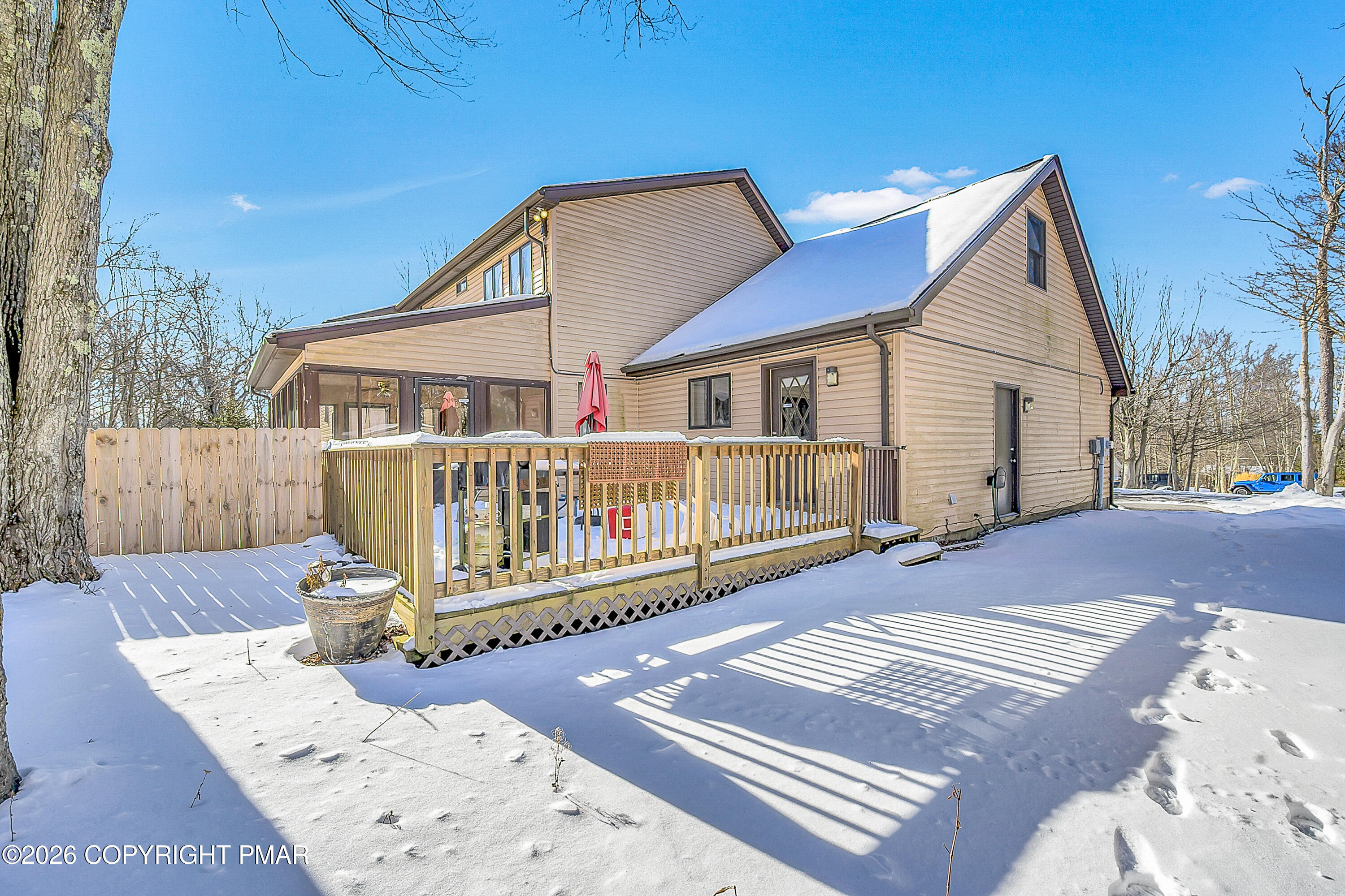 3326 Buck Run Property Photo 7