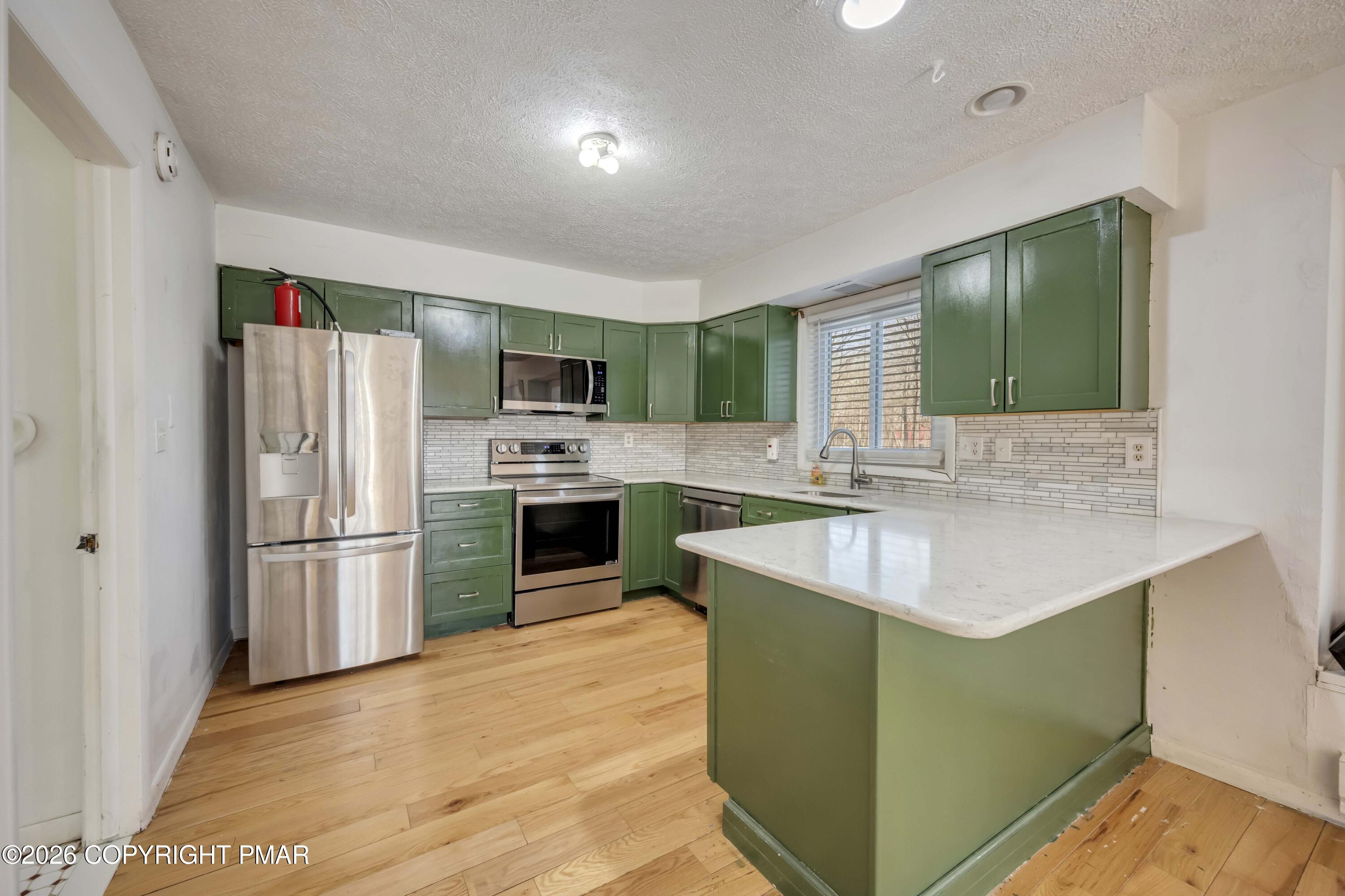 187 Bellingham Drive Property Photo 17