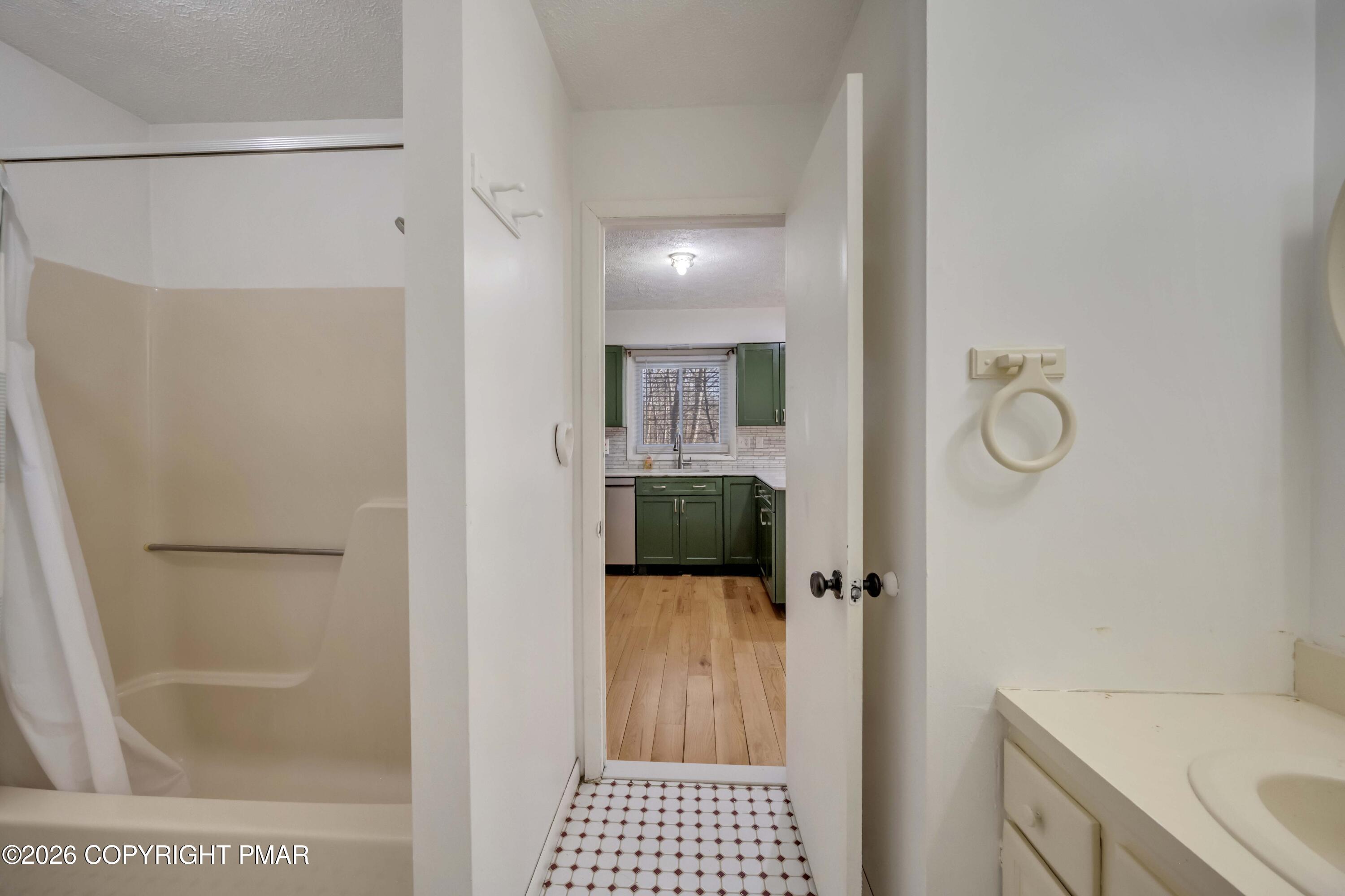 187 Bellingham Drive Property Photo 18