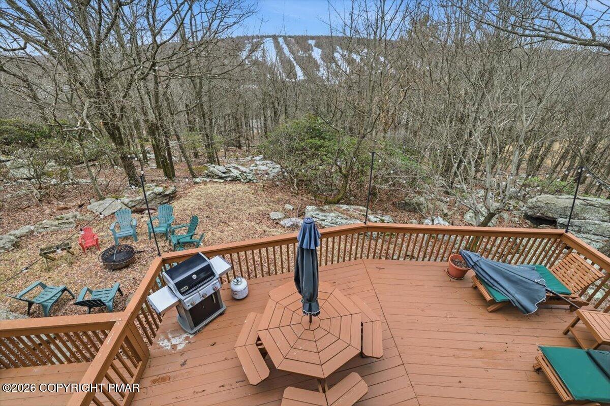 12 Hidden Ridge Road Property Photo 2