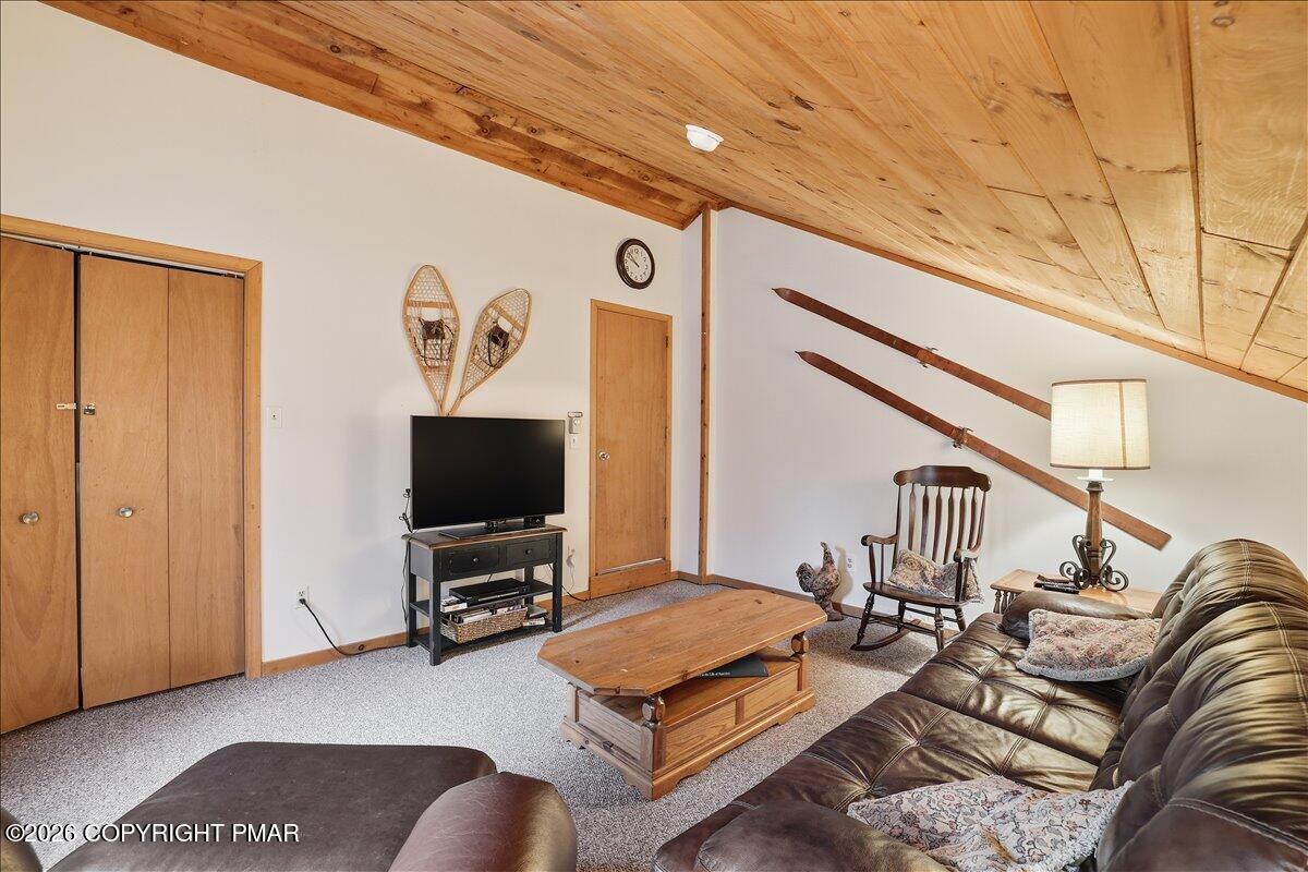12 Hidden Ridge Road Property Photo 15